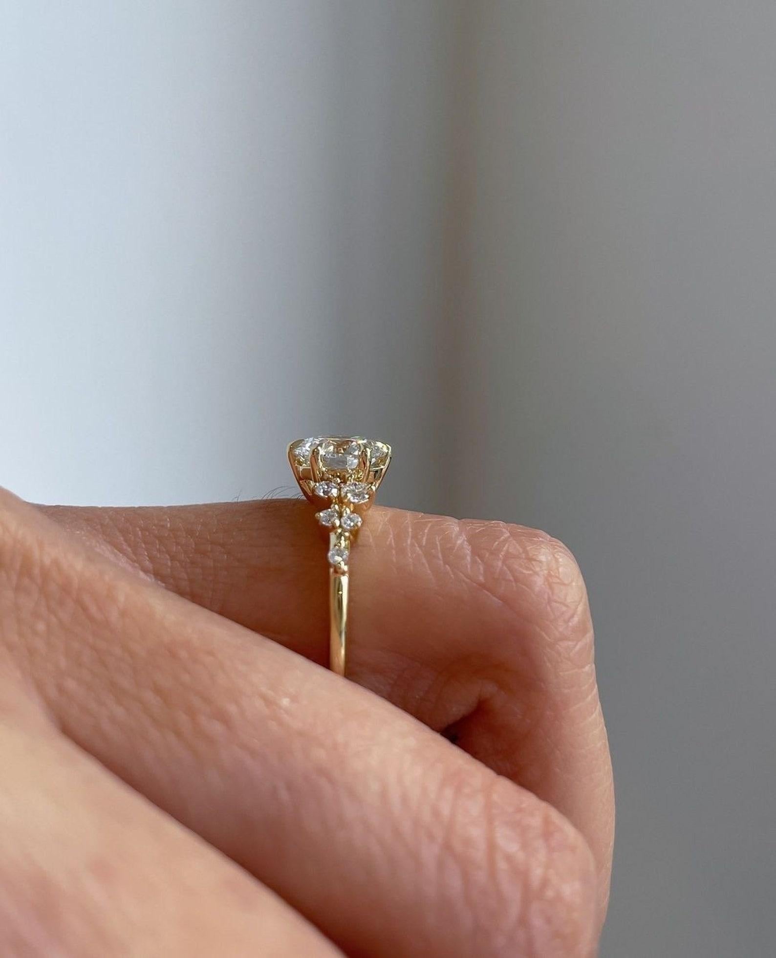 14k Massivgold Moissanit Cluster Verlobungsring 2 CT Rundschliff für Damen oder Herren