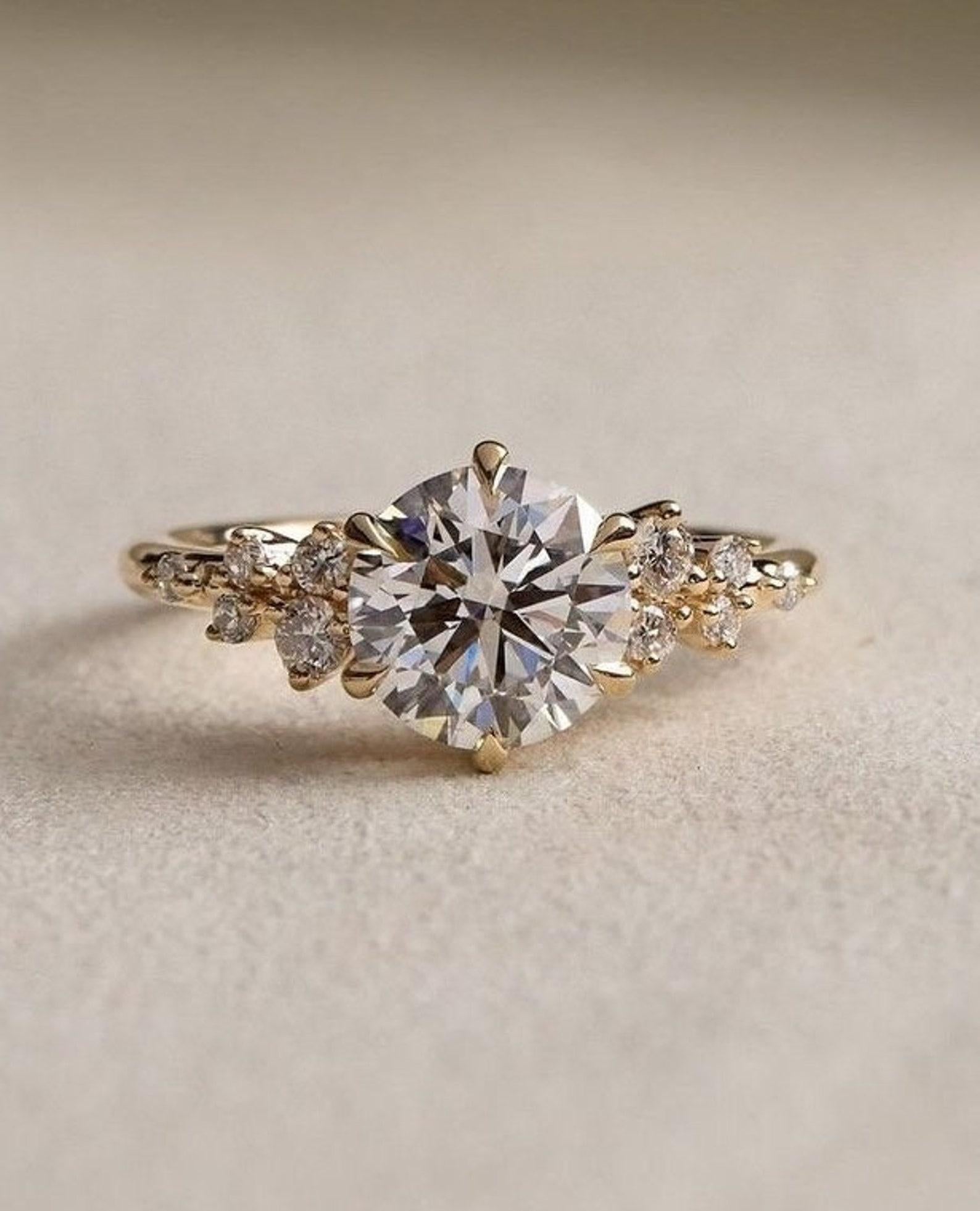 14k Massivgold Moissanit Cluster Verlobungsring 2 CT Rundschliff 2