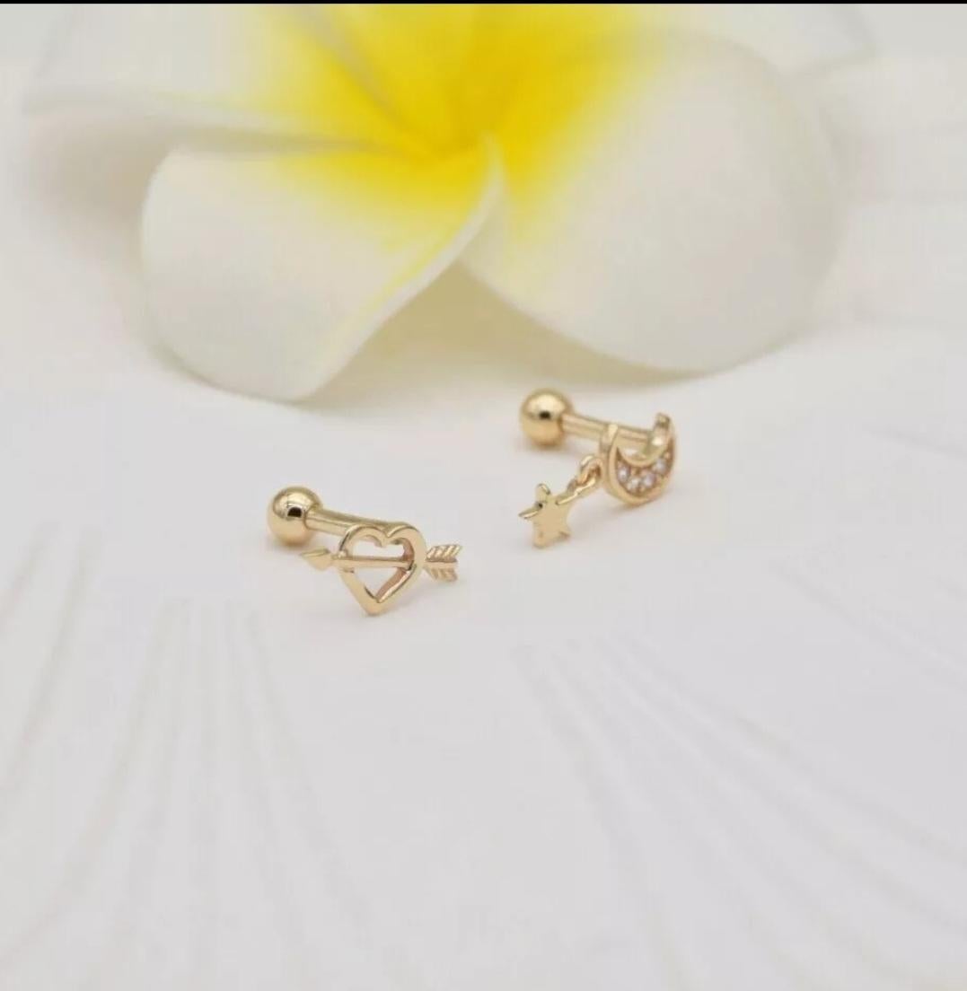 14K Solid Gold Moon Star Ear Piercings For Women Natural Diamond Screw Piercings In New Condition For Sale In Chicago, IL