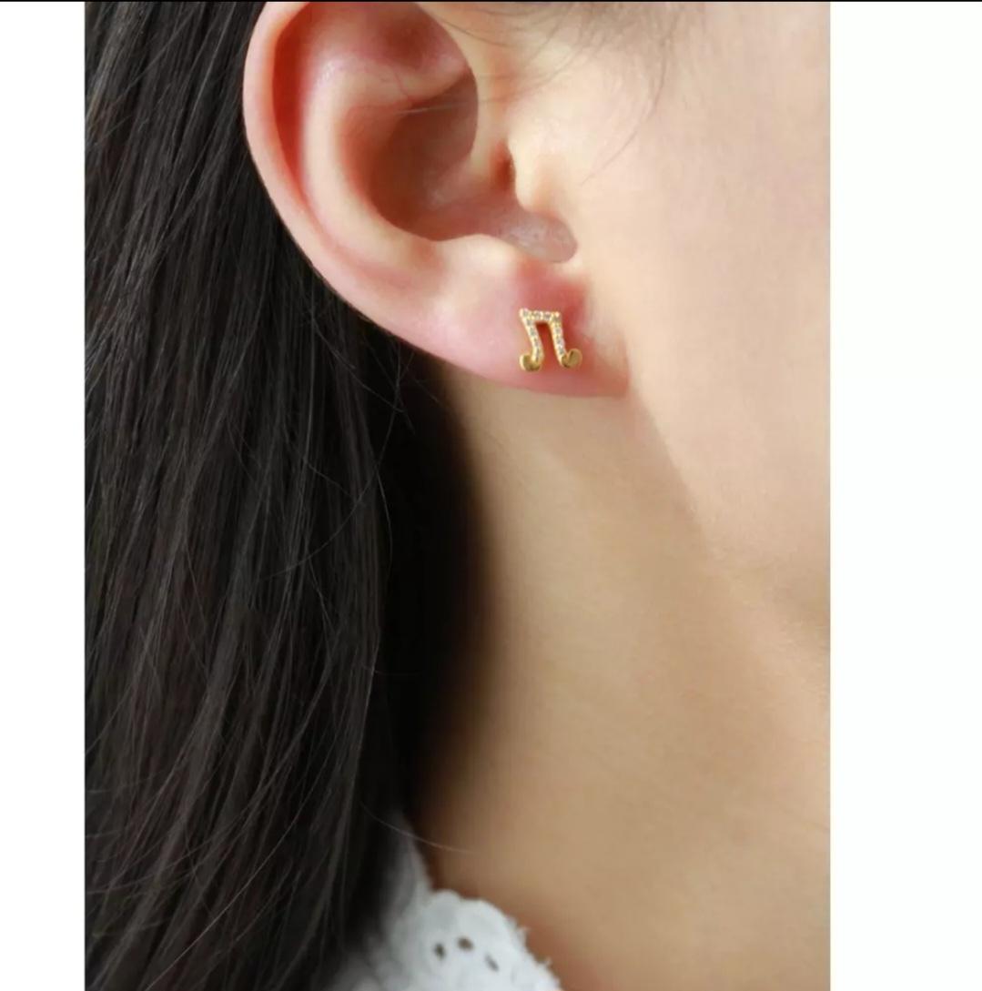Women's or Men's 14K Solid Gold Music Note Stud Earrings Gold Diamond Music Lover Jewelry Gift. For Sale