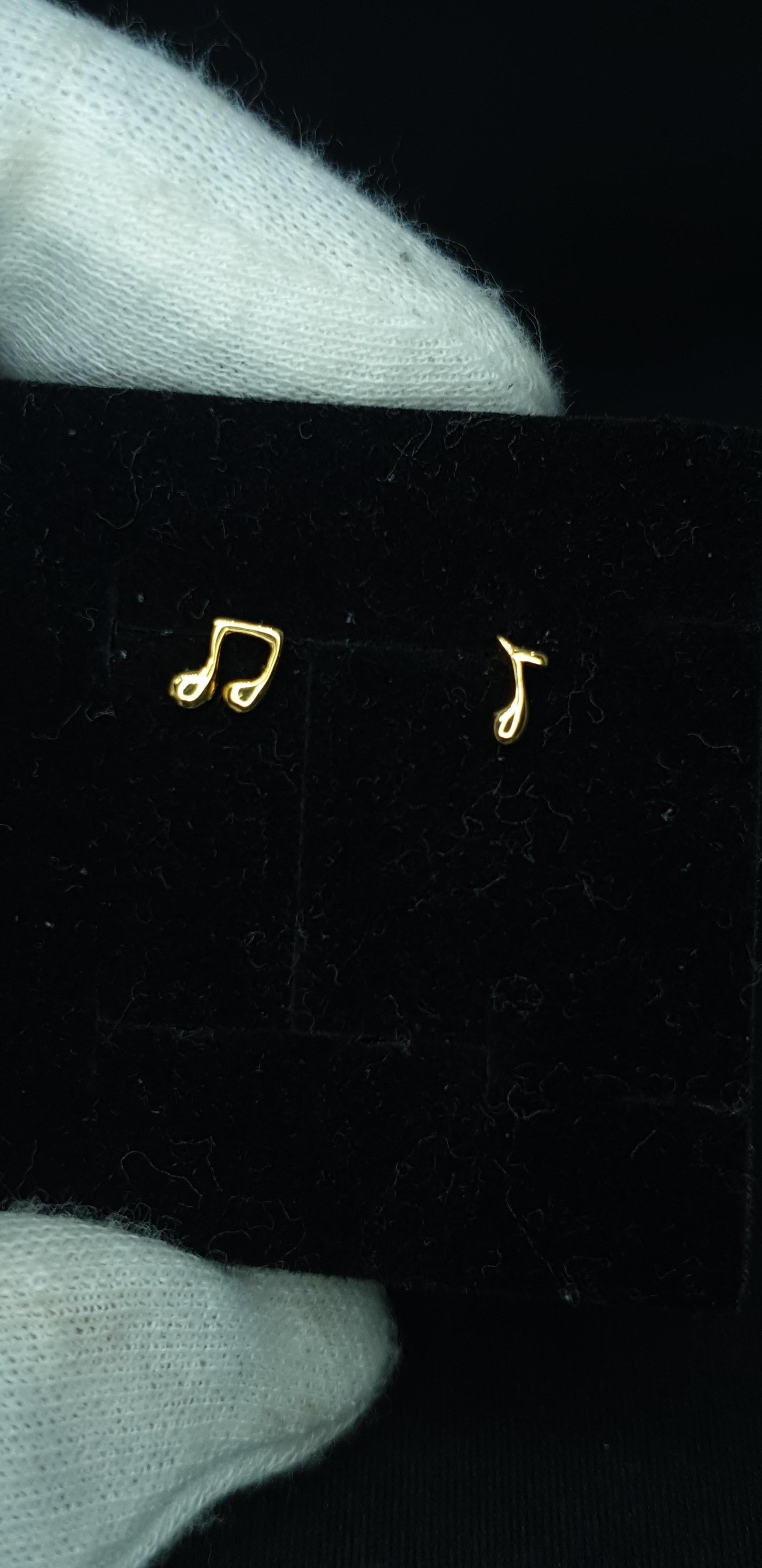 14k Solid Gold Musical Notes Stud Piercing Jewelry Nose Earrring For Sale 6