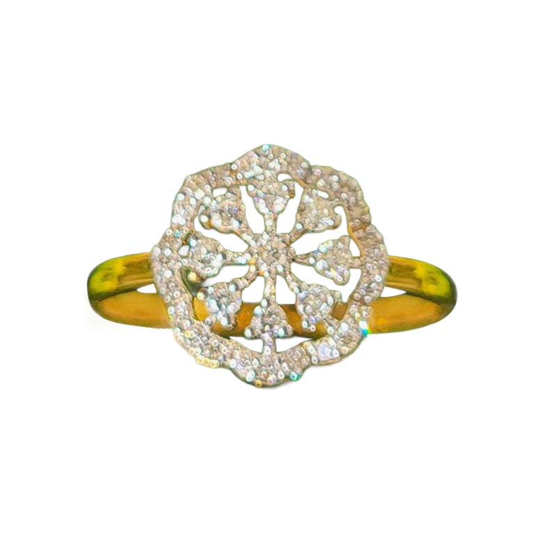 14k Solid Gold Ring Natural Pave Diamond Flower Styled Propose Ring For Women. For Sale