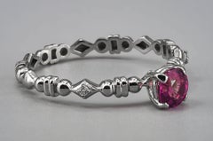 Garnet, Diamonds 14k gold ring