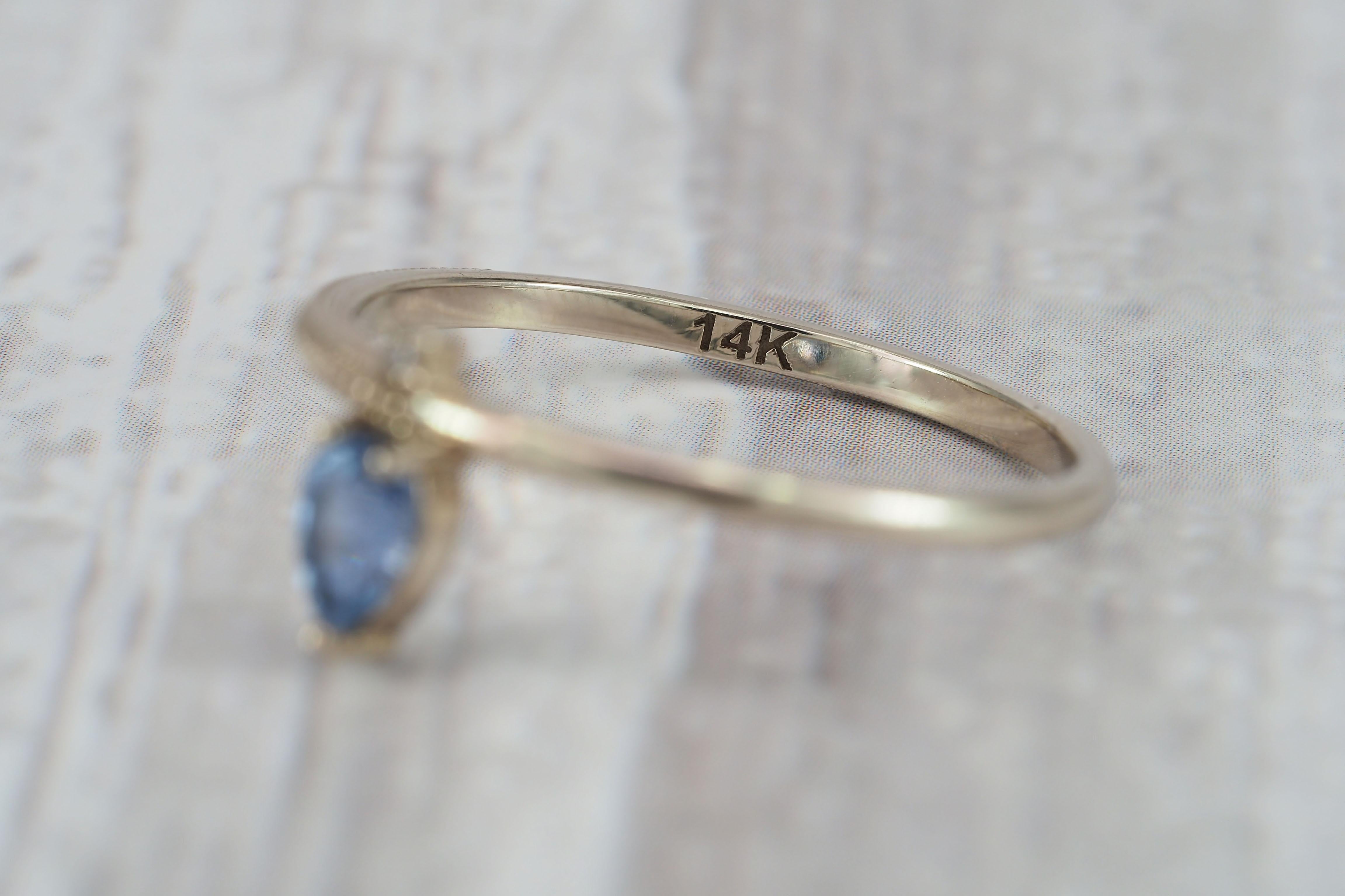 Women's 14k solid gold ring with pear 0.5 ct sapphire. 