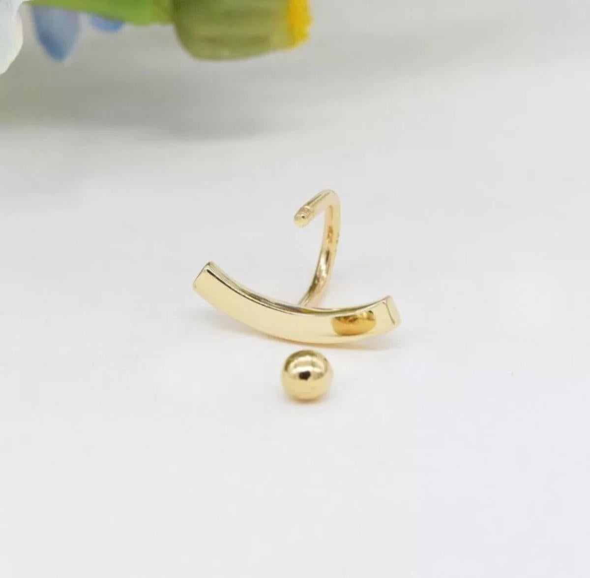 Boucles d'oreilles pour femmes en or massif 14 carats Smiley Open Huggie Hoop Piercings en vente 4