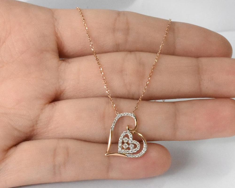 14k Solid Gold Square Charm Diamond Necklace Minimalist Dainty Charm Necklace In New Condition For Sale In Bangkok, TH