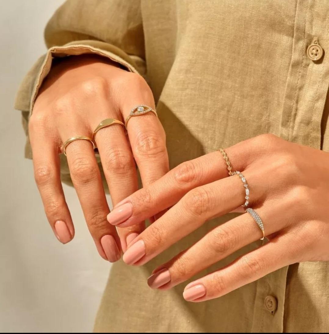 14K Solid Gold Vine Wedding Ring gold Leaf Stacking Floral ring Band For Girls In New Condition For Sale In Chicago, IL