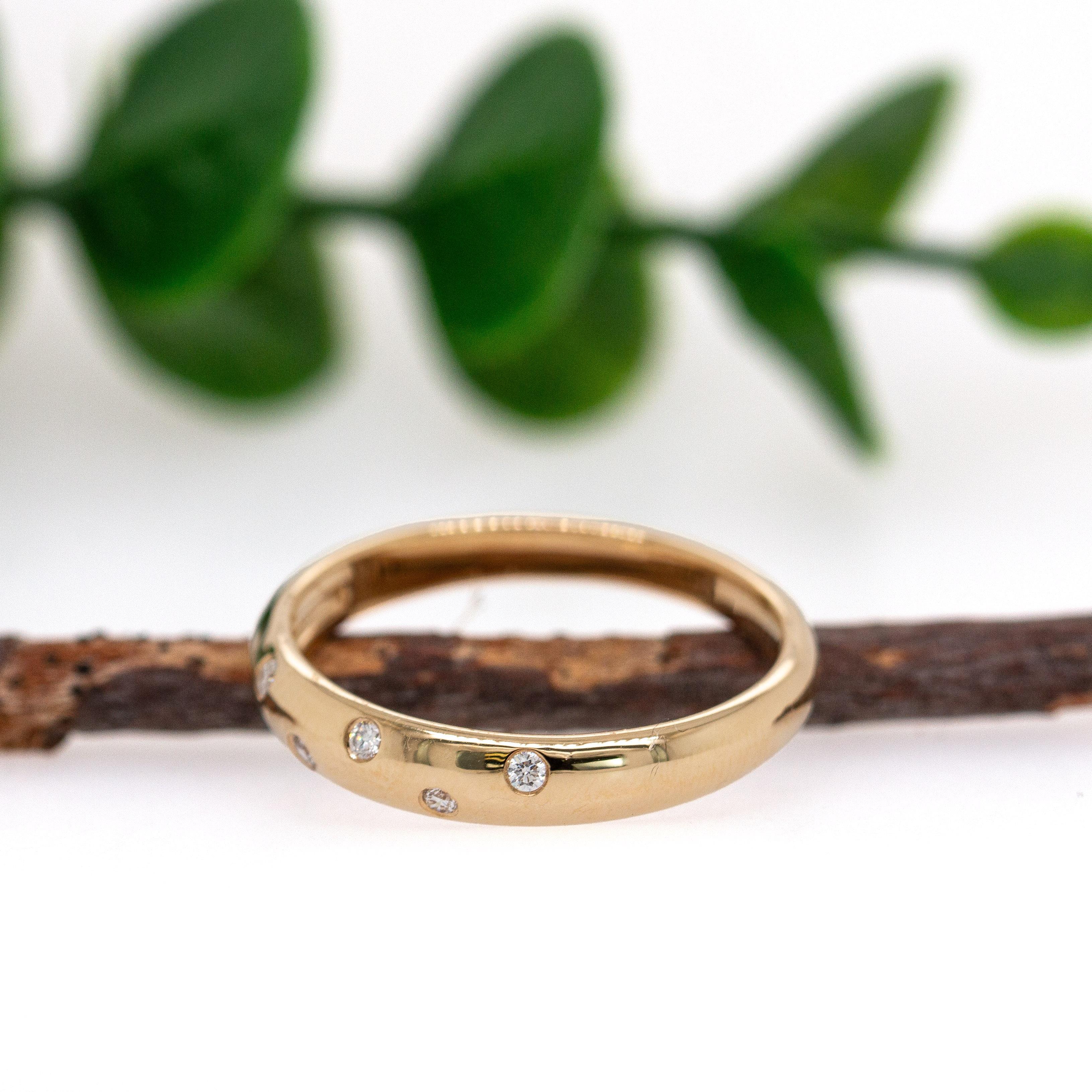 14K Solid Gold Hochzeit Band mit Erde abgebaut Diamant Akzente im Zustand „Neu“ im Angebot in Columbus, OH