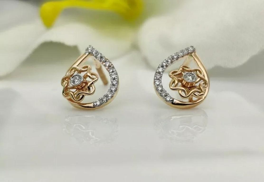14k Solid Gold Wedding Diamond Water Drop Earrings In New Condition For Sale In Chicago, IL