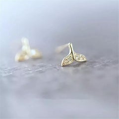 14K Solid Gold Whale Tail Stud Diamond Earring