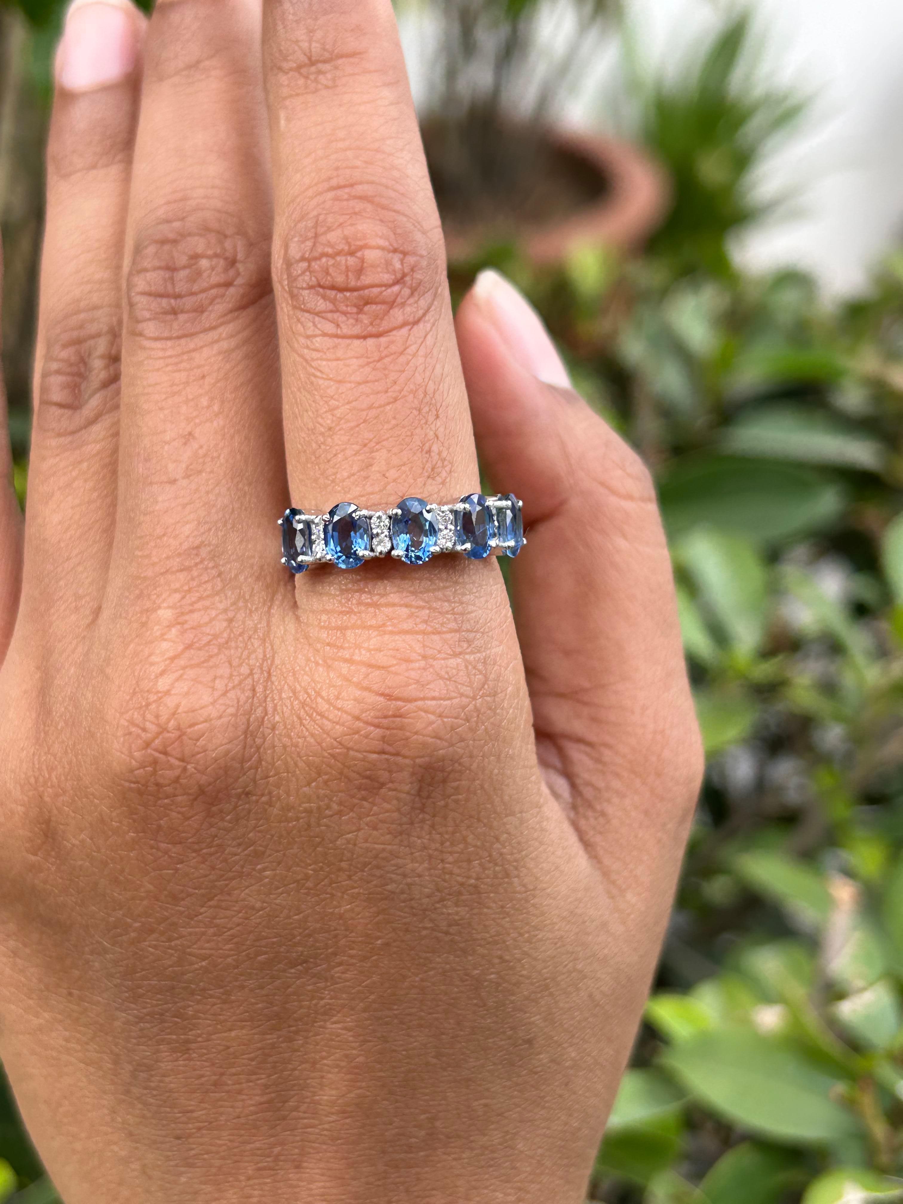 For Sale:  14k Solid White Gold Diamond and Blue Sapphire Engagement Women Band Ring 7