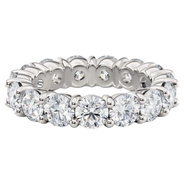 14 Karat massives Weißgold IGI-zertifizierter Ewigkeitsring mit 3 Karat Diamanten im Angebot