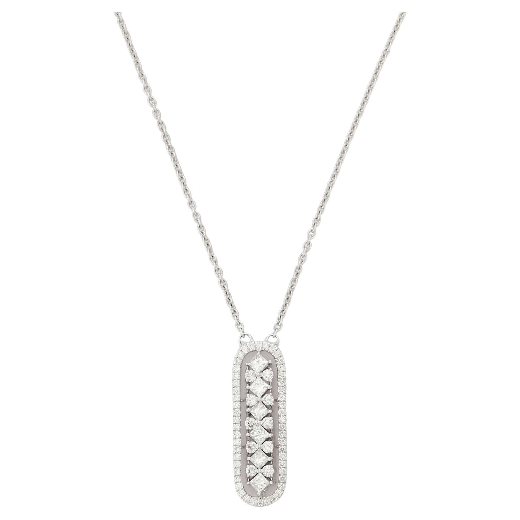 Collier pendentif moderne à barre de diamants en or blanc massif 14 carats avec chaîne en vente