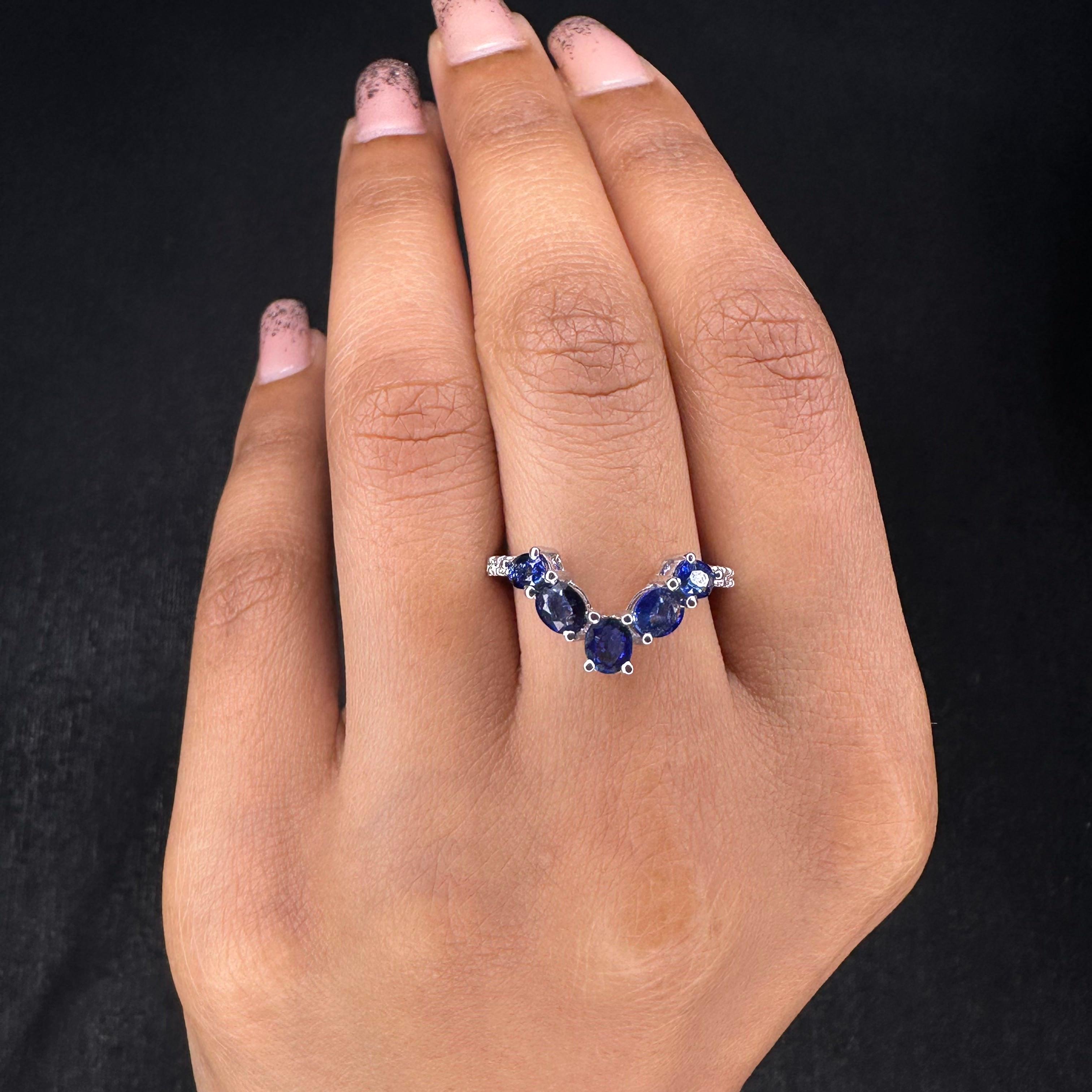 For Sale:  14k Solid White Gold Oval Blue Sapphire Chevron Ring with Flanked Diamonds 10