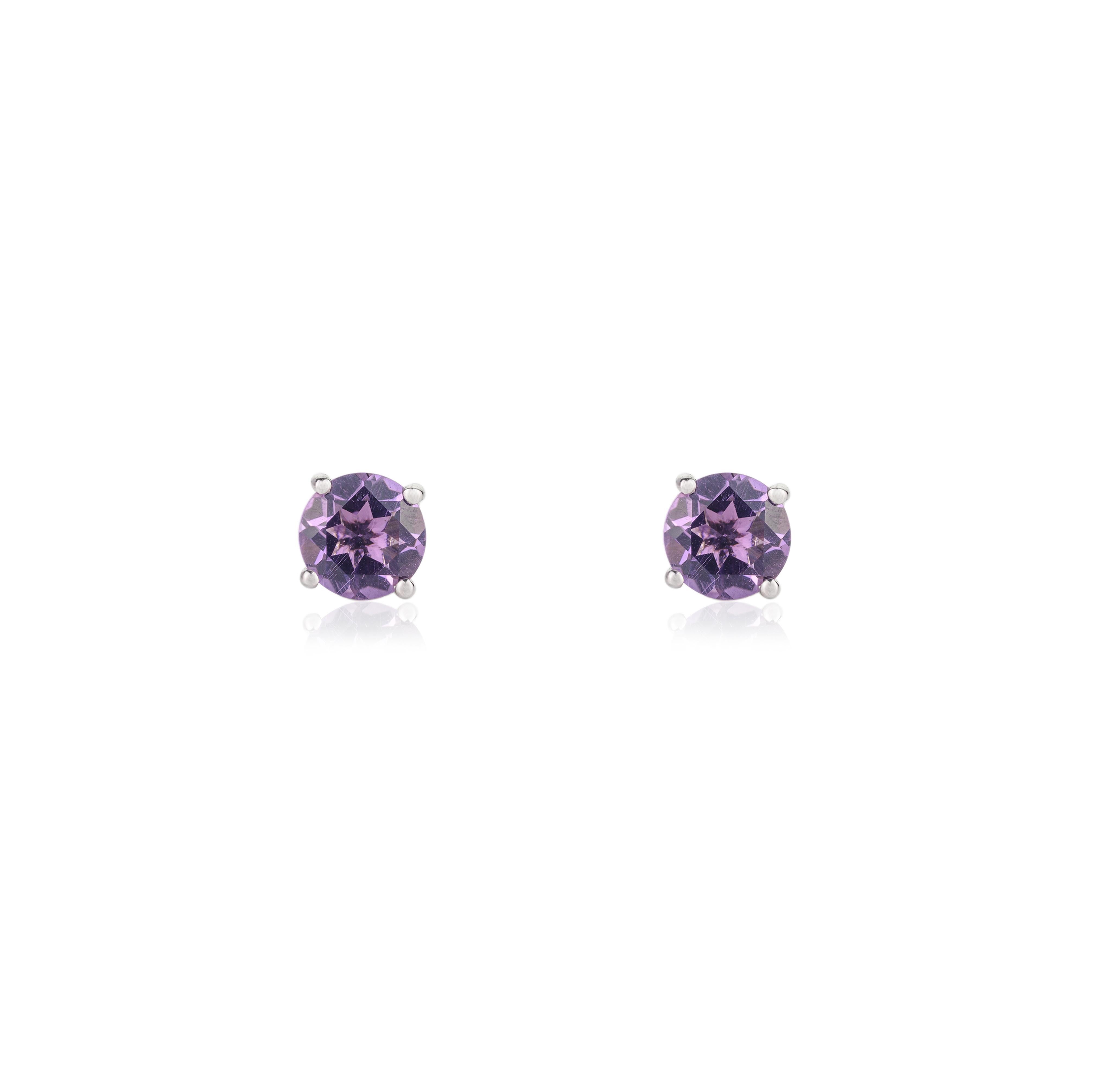 14k Solid White Gold Round Amethyst Solitaire Stud Earrings In New Condition For Sale In Houston, TX
