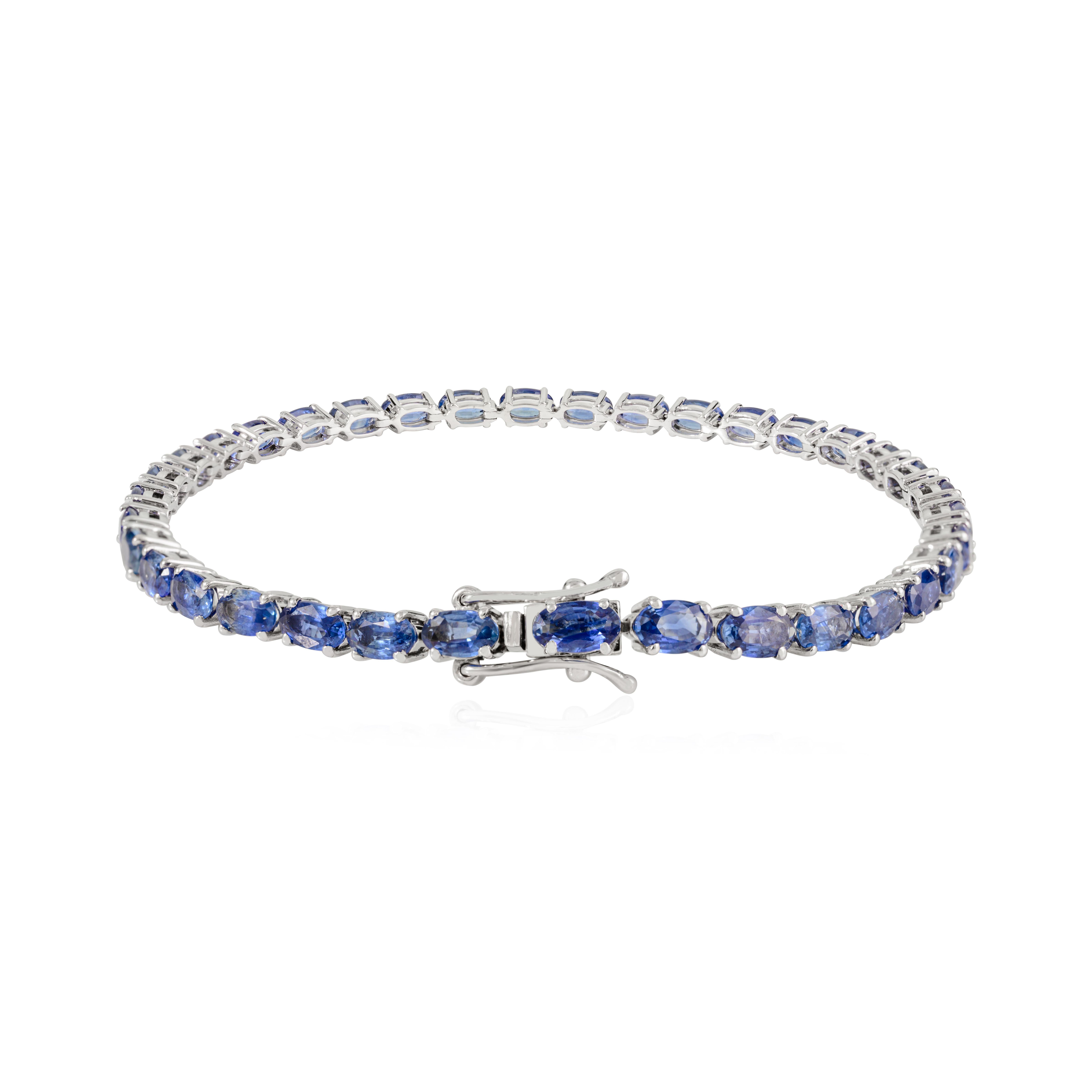 Modern 14K Solid White Gold Tennis Bracelet with 10 Ct Oval Cut Natural Blue Sapphire For Sale