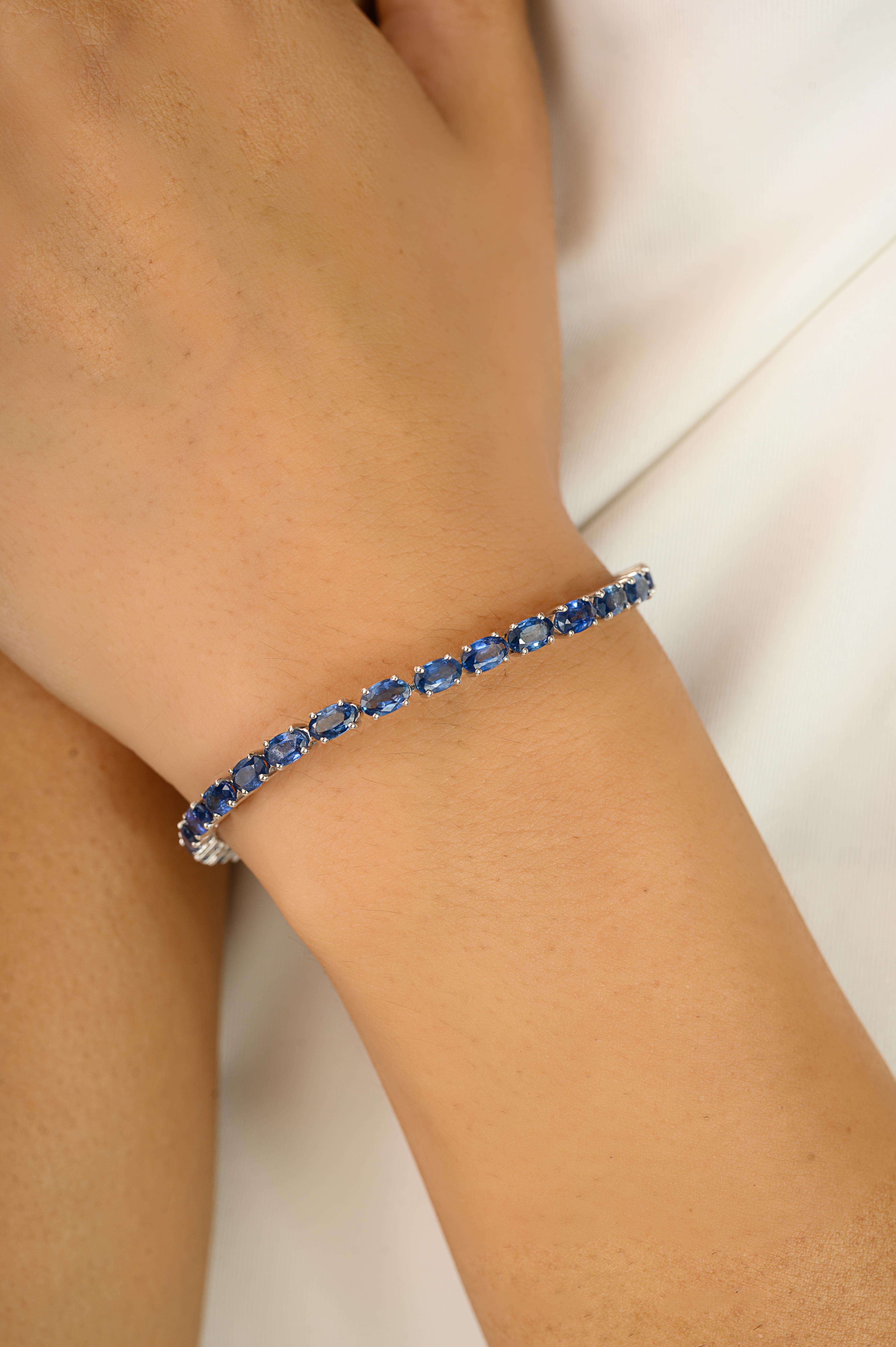 14K Solid White Gold Tennis Bracelet with 10 Ct Oval Cut Natural Blue Sapphire For Sale 3