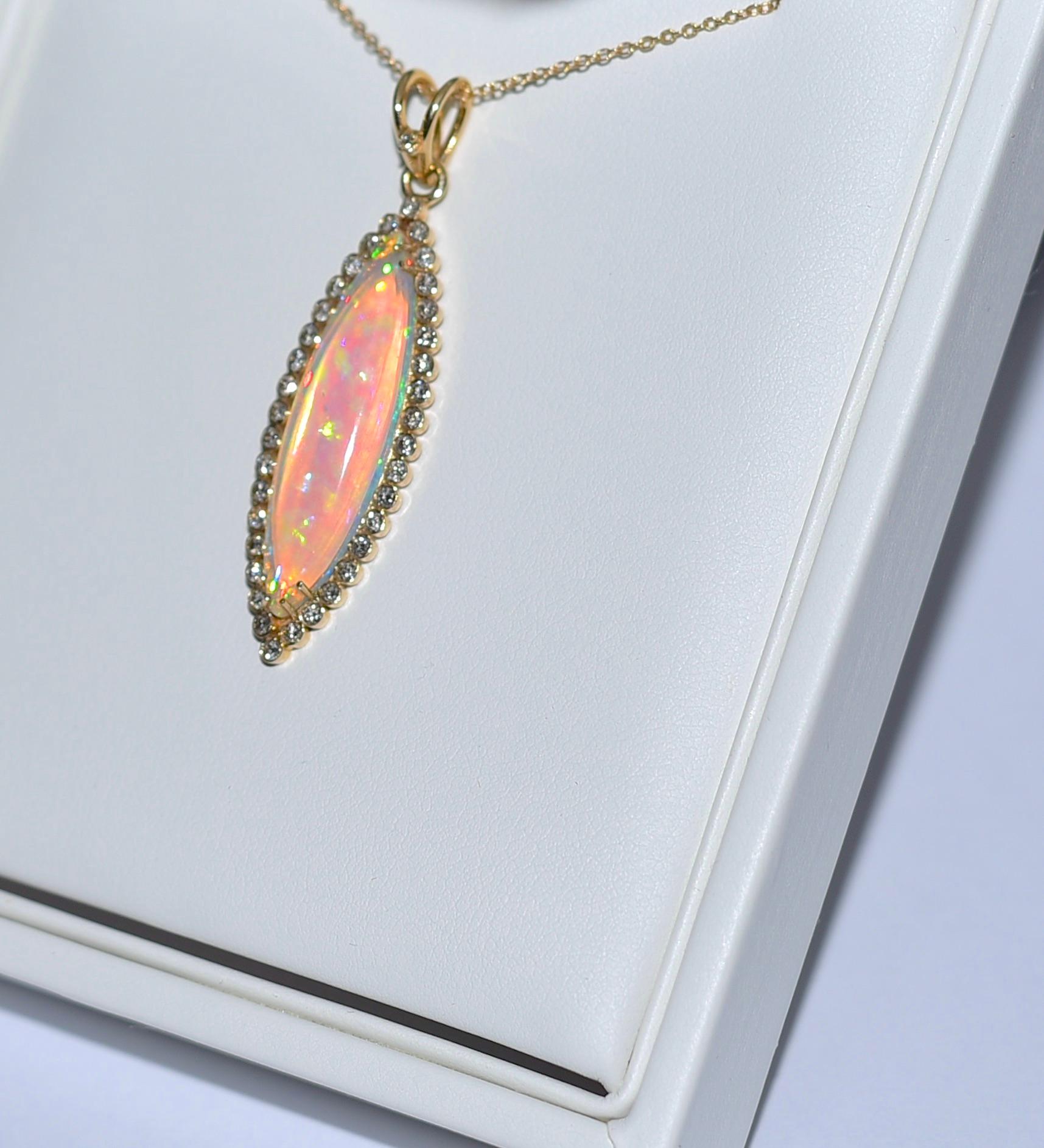 Marquise Cut 14k Solid Yellow Gold 4.67CT Marquise Shape Natural Opal 0.64CT Diamond Necklace