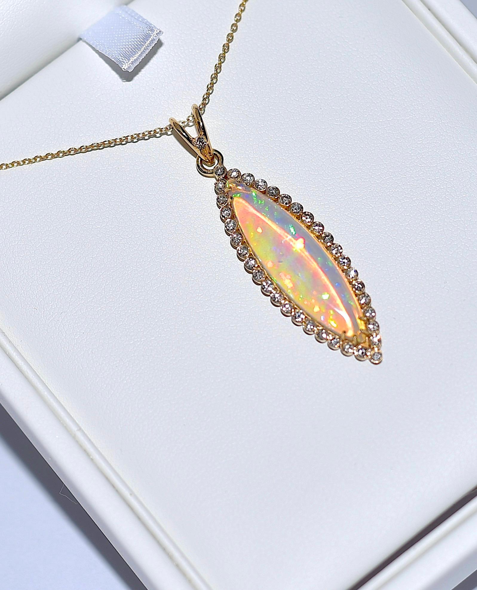 14k Solid Yellow Gold 4.67CT Marquise Shape Natural Opal 0.64CT Diamond Necklace In New Condition In Astoria, NY