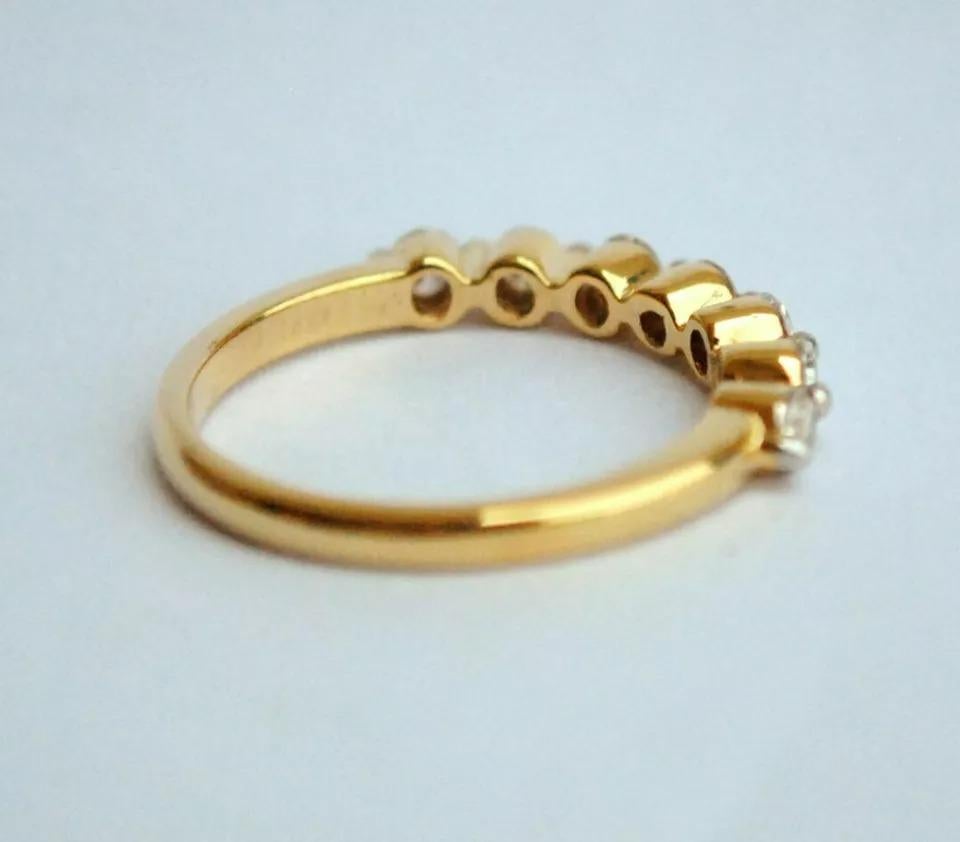 14k Solid Gold Diamond Band Yellow Gold 7 Diamond Wedding Band Anniversary Gift
Léger, il peut être porté tous les jours

Informations complémentaires :
Condit : Nouveau avec étiquettes : Un article neuf, non utilisé et non porté (y compris les