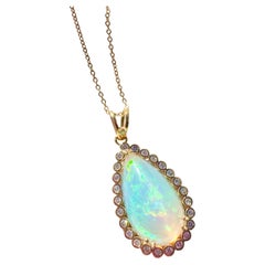 14k Solid Yellow Gold 7.23CT Natural Opal 0.4CT Diamond Pendant Necklace