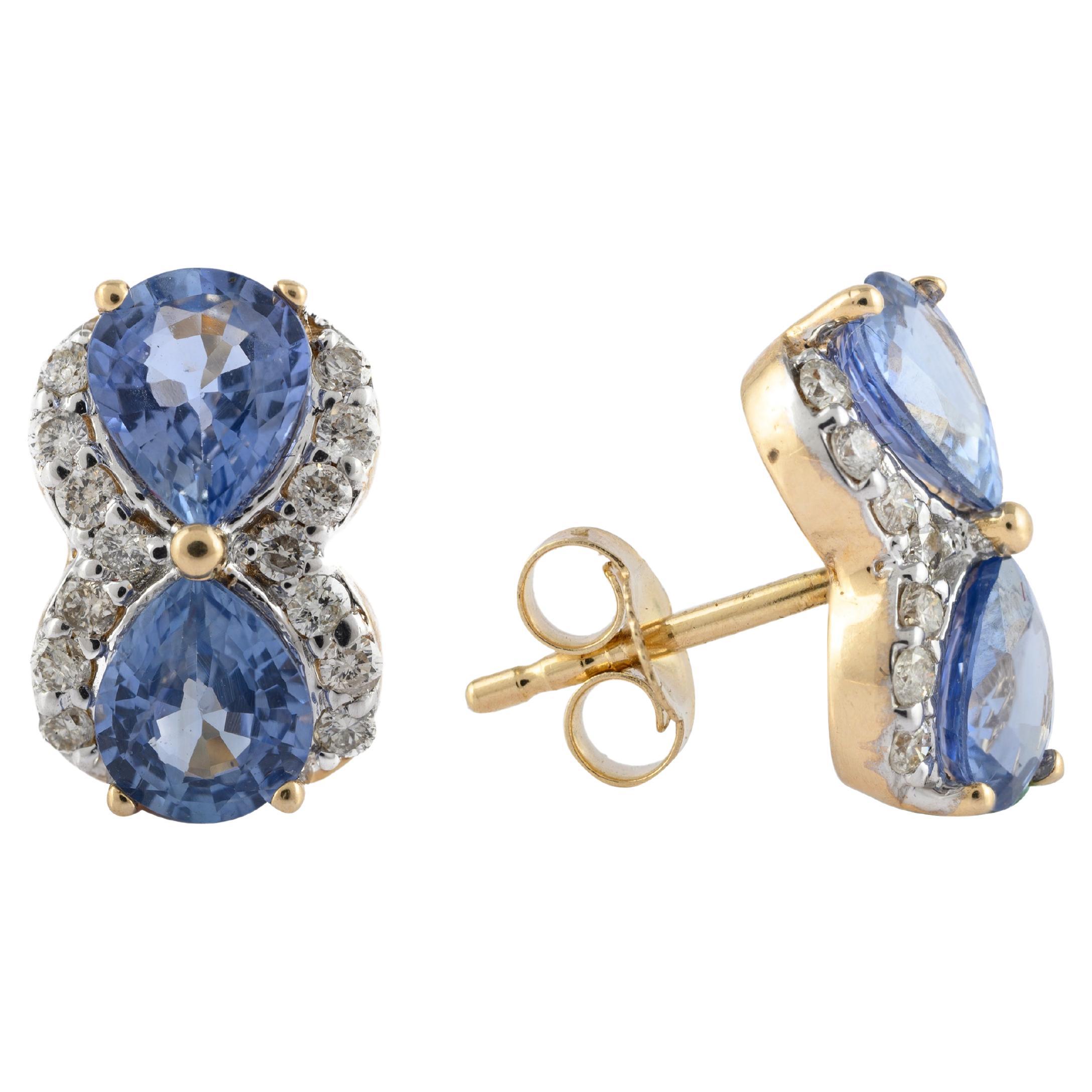Clous d'oreilles art déco en or jaune massif 14 carats avec diamants et saphirs bleus  en vente