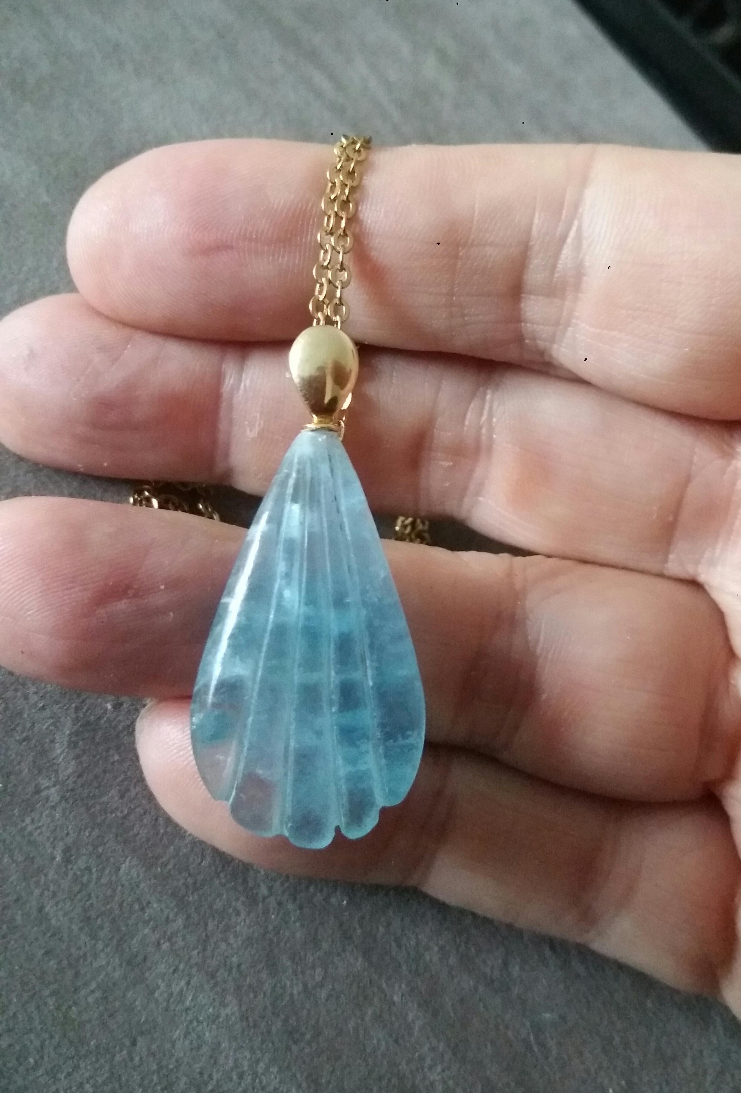 14k Solid Yellow Gold Bail Engraved Pear Shape Natural Aquamarine Pendant For Sale 2