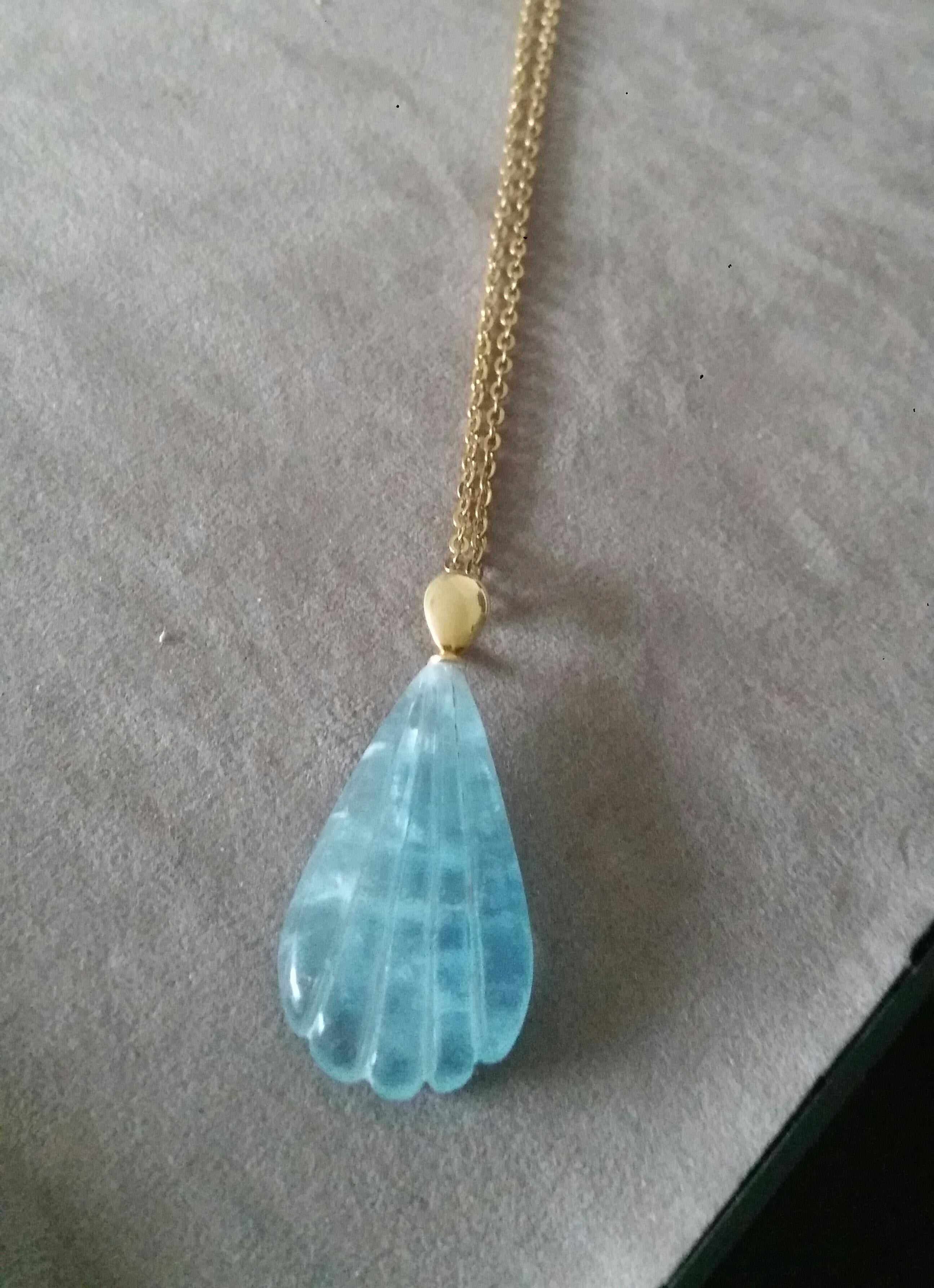 14k Solid Yellow Gold Bail Engraved Pear Shape Natural Aquamarine Pendant For Sale 3