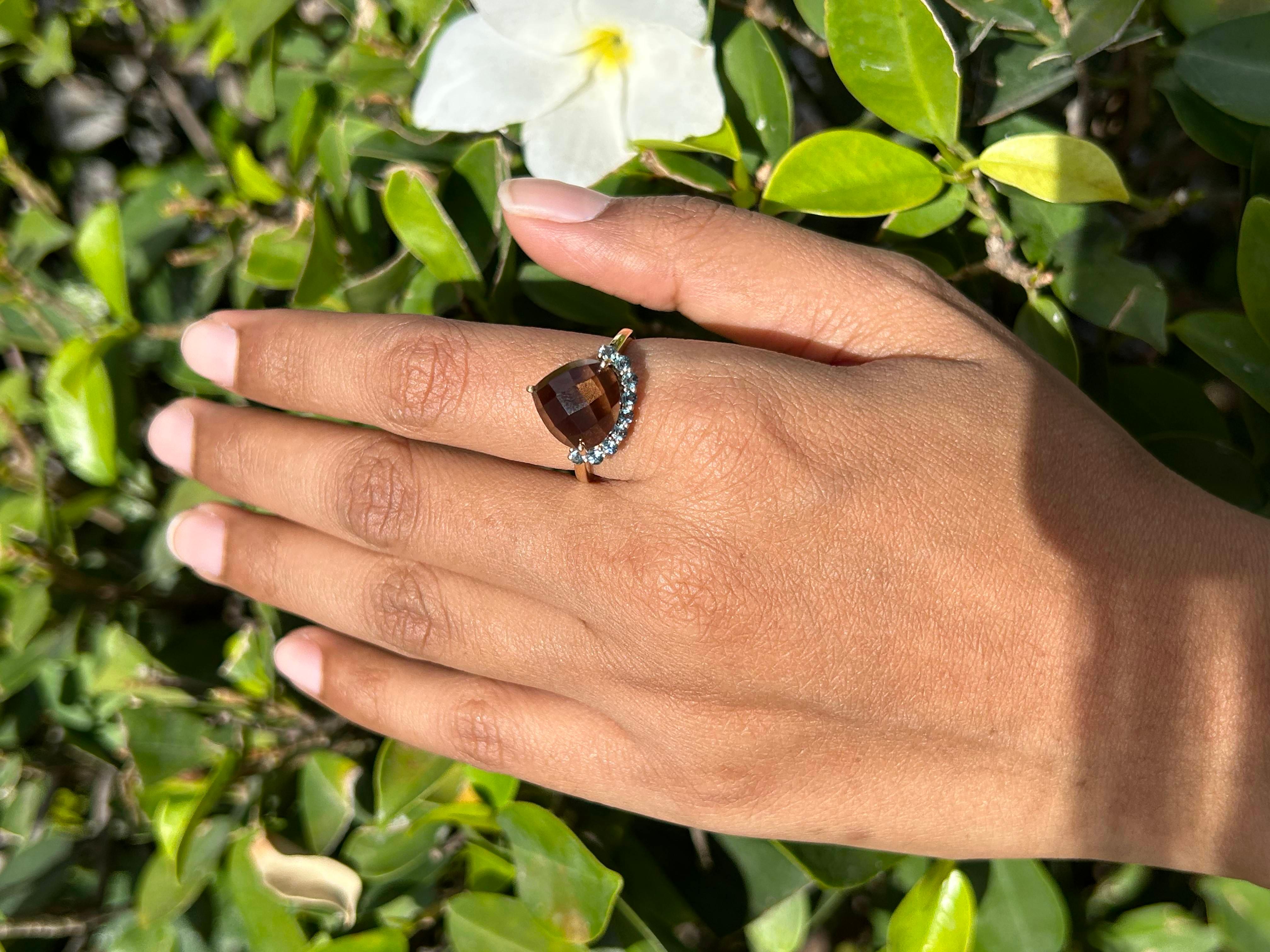 For Sale:  14k Solid Yellow Gold Unique Blue Topaz and Smoky Topaz Ring  8
