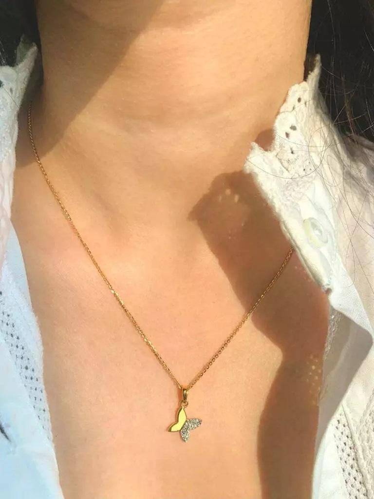 Round Cut Butterfly Diamond Pendant Necklace Minimalist in 14K Solid Gold For Sale
