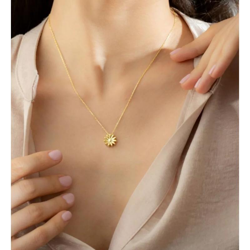 14K Solid Yellow Gold Daisy Flower Necklace Dainty Gold Spring Necklace Jewelry.
Light weight can be worn everyday

Additional information:
Condition: New without tags: A brand-new, unused, and unworn item (including handmade items) that is not in