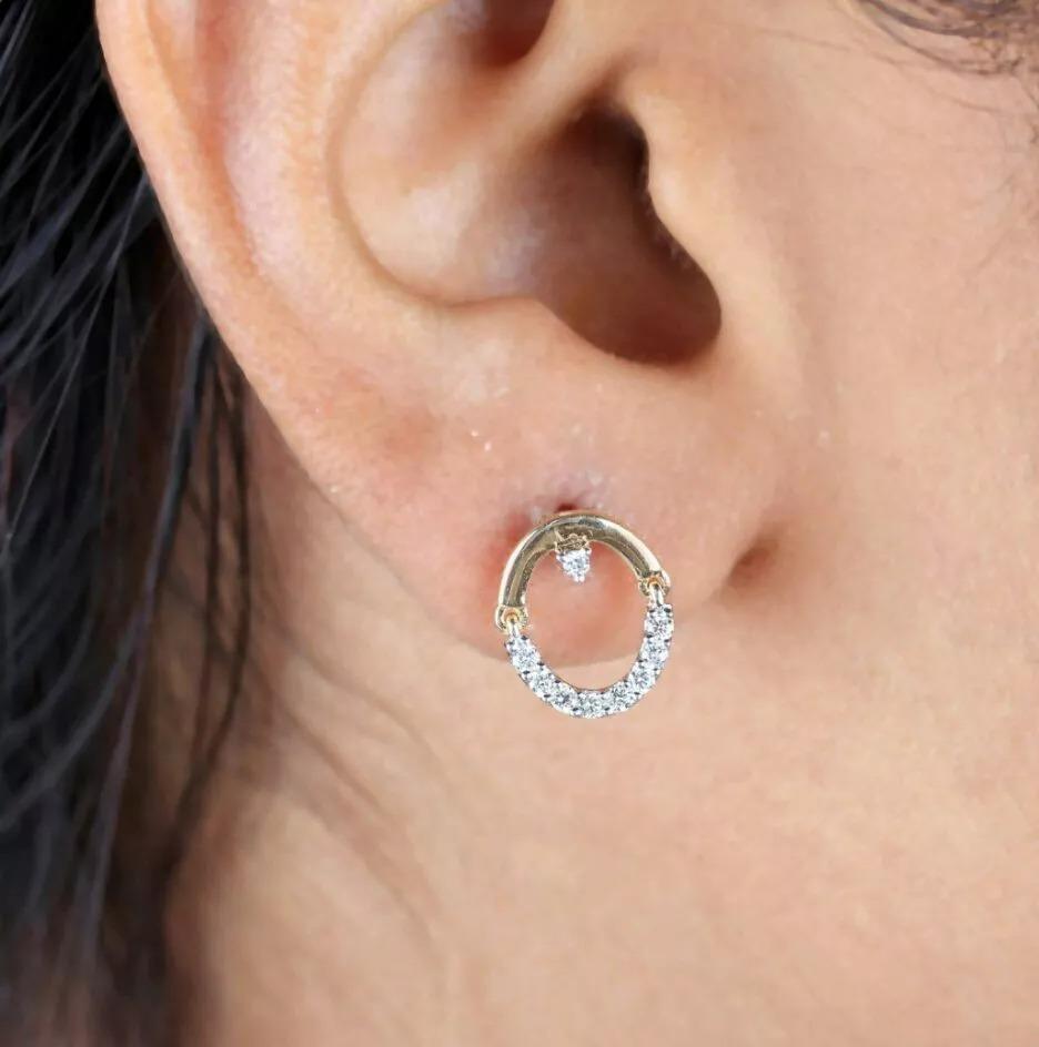 14K Solid Yellow Gold Dangling Stud Earrings Fine Jewelry In New Condition For Sale In Chicago, IL