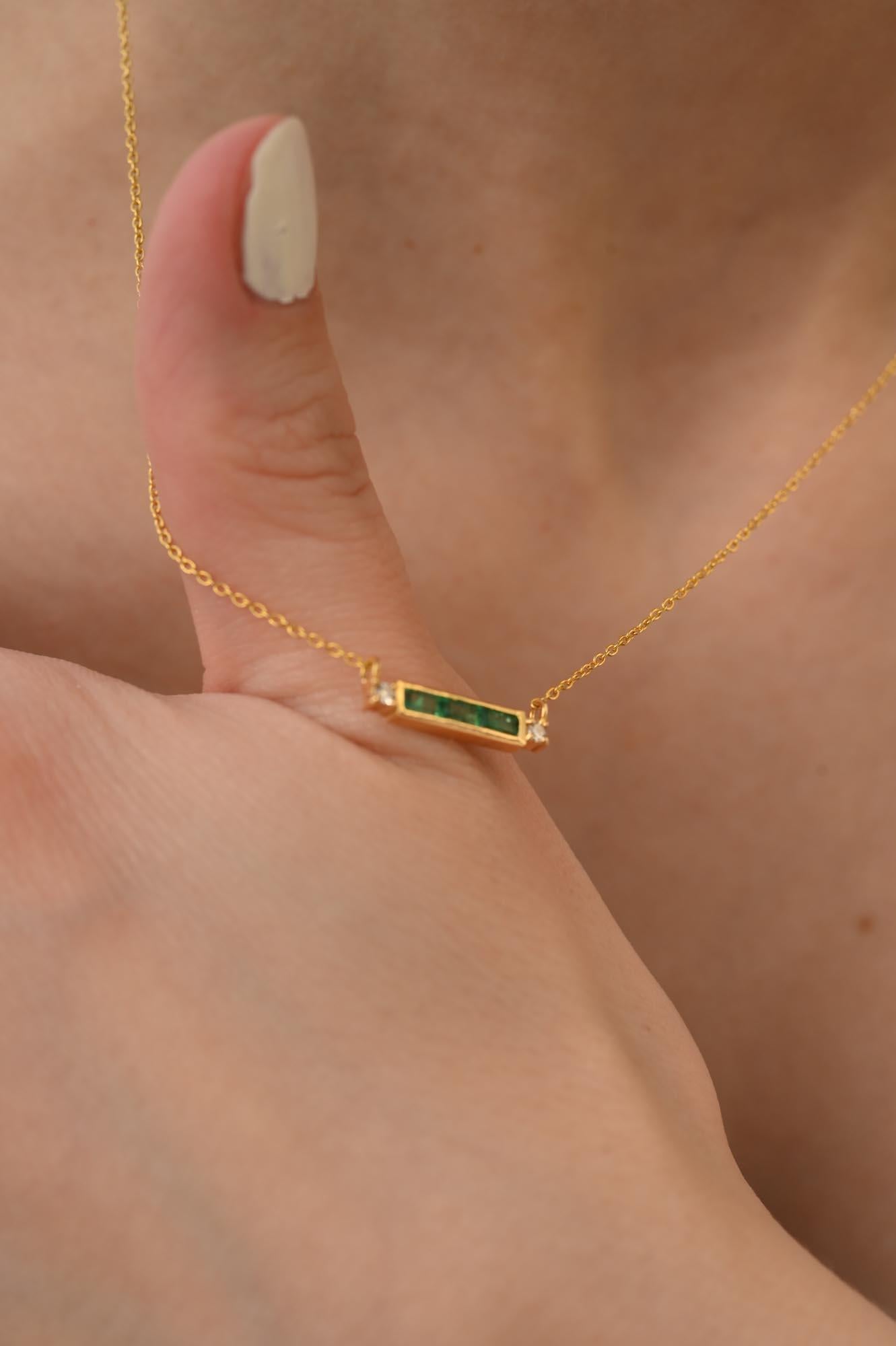 Women's 14k Solid Yellow Gold Diamond Emerald Baguette Bar Necklace, Thank You Gift For Sale