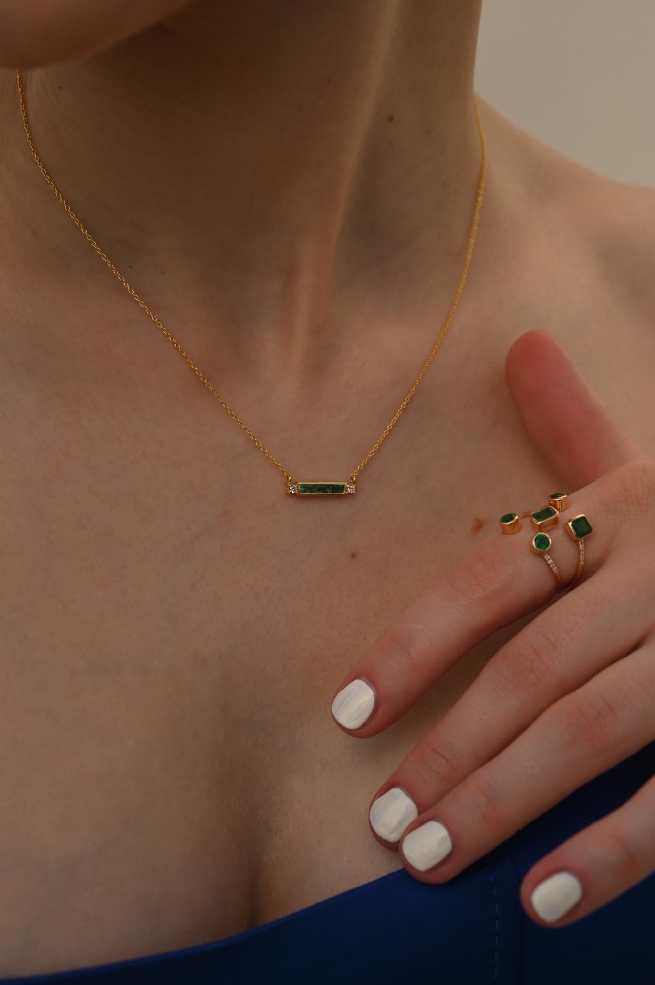 14k Solid Yellow Gold Diamond Emerald Baguette Bar Necklace, Thank You Gift For Sale 1