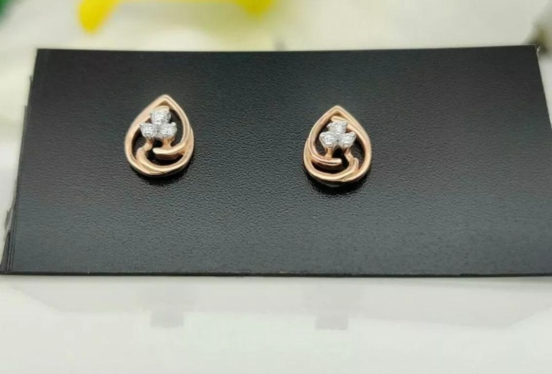 14k Solid Yellow Gold Drop Shape Ear Stud Natural Diamond Earring In New Condition For Sale In Chicago, IL