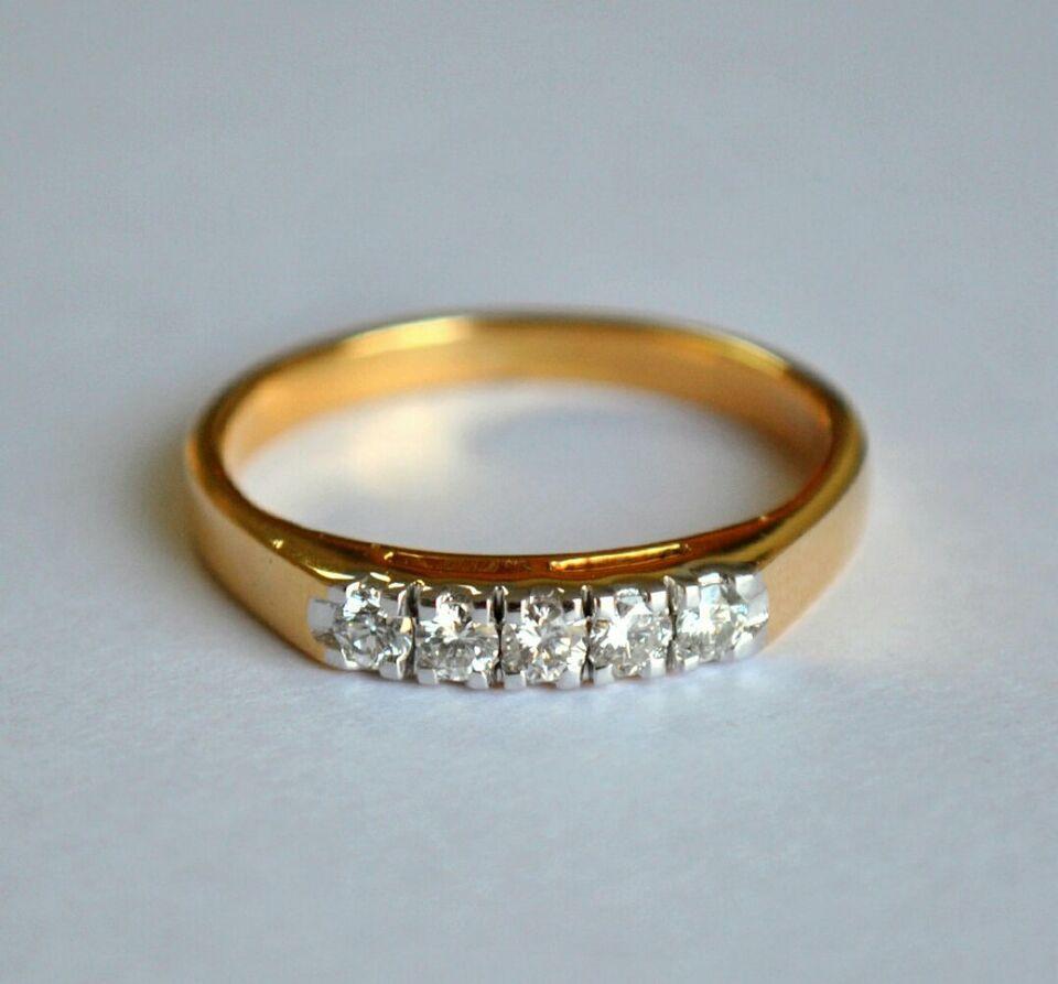 14k Solid Gold Five Diamond Band Ring Yellow Gold Diamond Journey Ring Band Gift
Light weight can be worn everyday

Additional information:
Condition: New with tags: A brand-new, unused, and unworn item (including handmade items) in the original