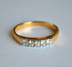 14k Solid Yellow Gold Five Diamond Band Ring