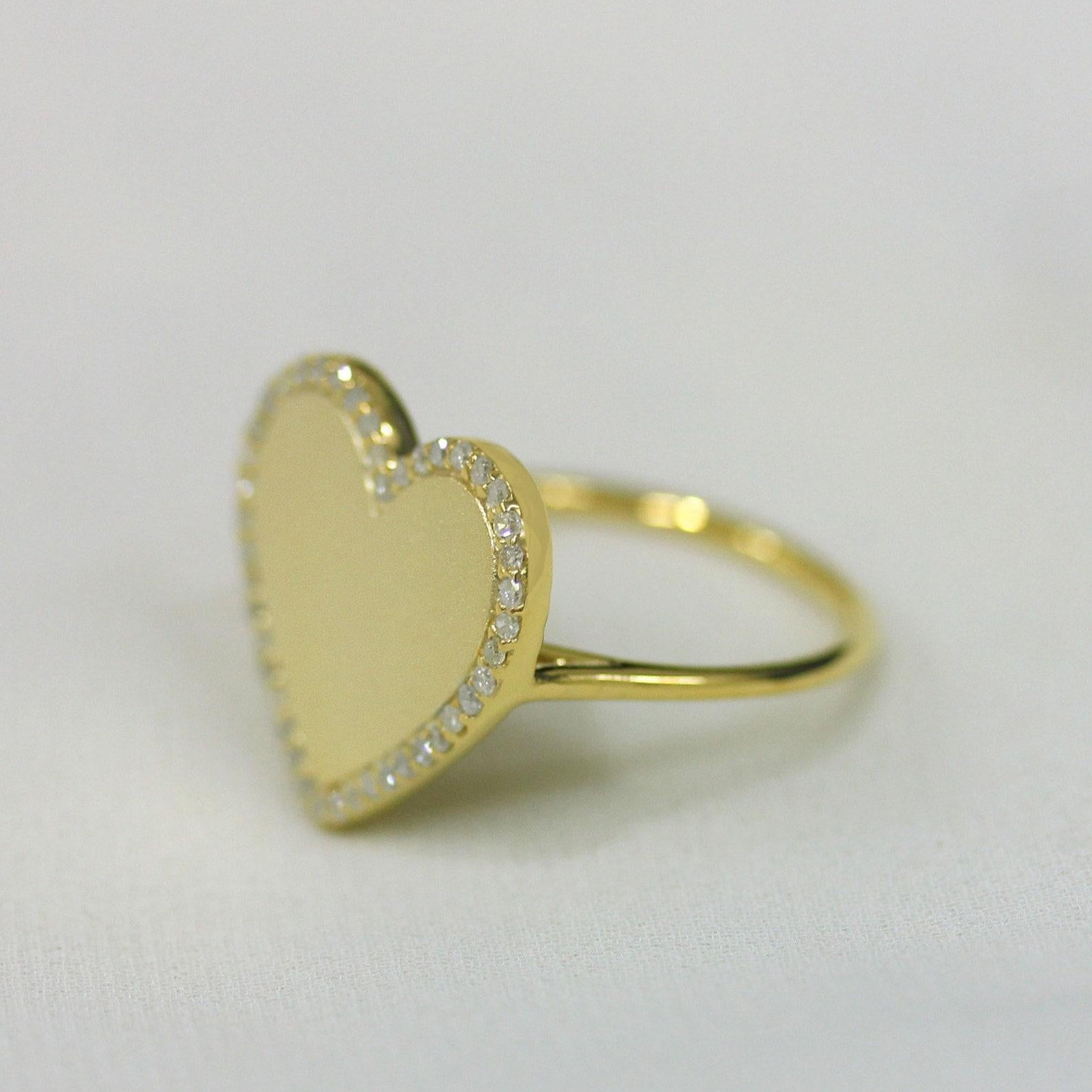 14k Solid Yellow Gold Heart Shaped Natural Pave Diamond Ring Beautiful Gift. For Sale 3