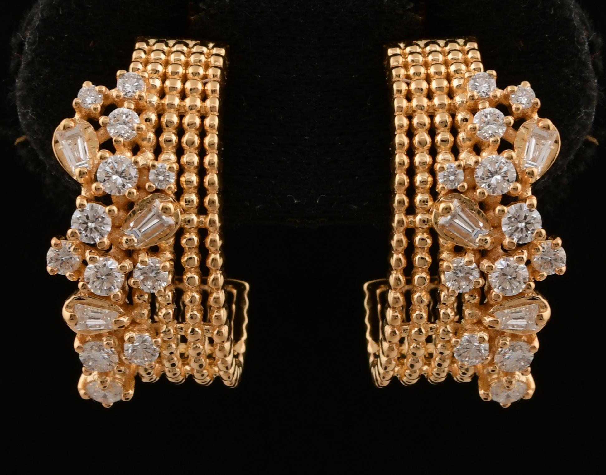 14K Massiv Gelbgold Minimalistische Diamant C-Huggies Ohrringe im Zustand „Neu“ im Angebot in Diera, Dubai