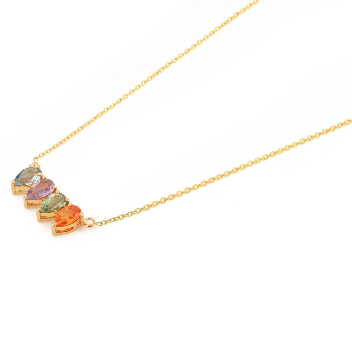 Moderne Collier pendentif en or jaune massif 14 carats avec plusieurs saphirs en forme de goutte d'eau pour la fête des mères en vente