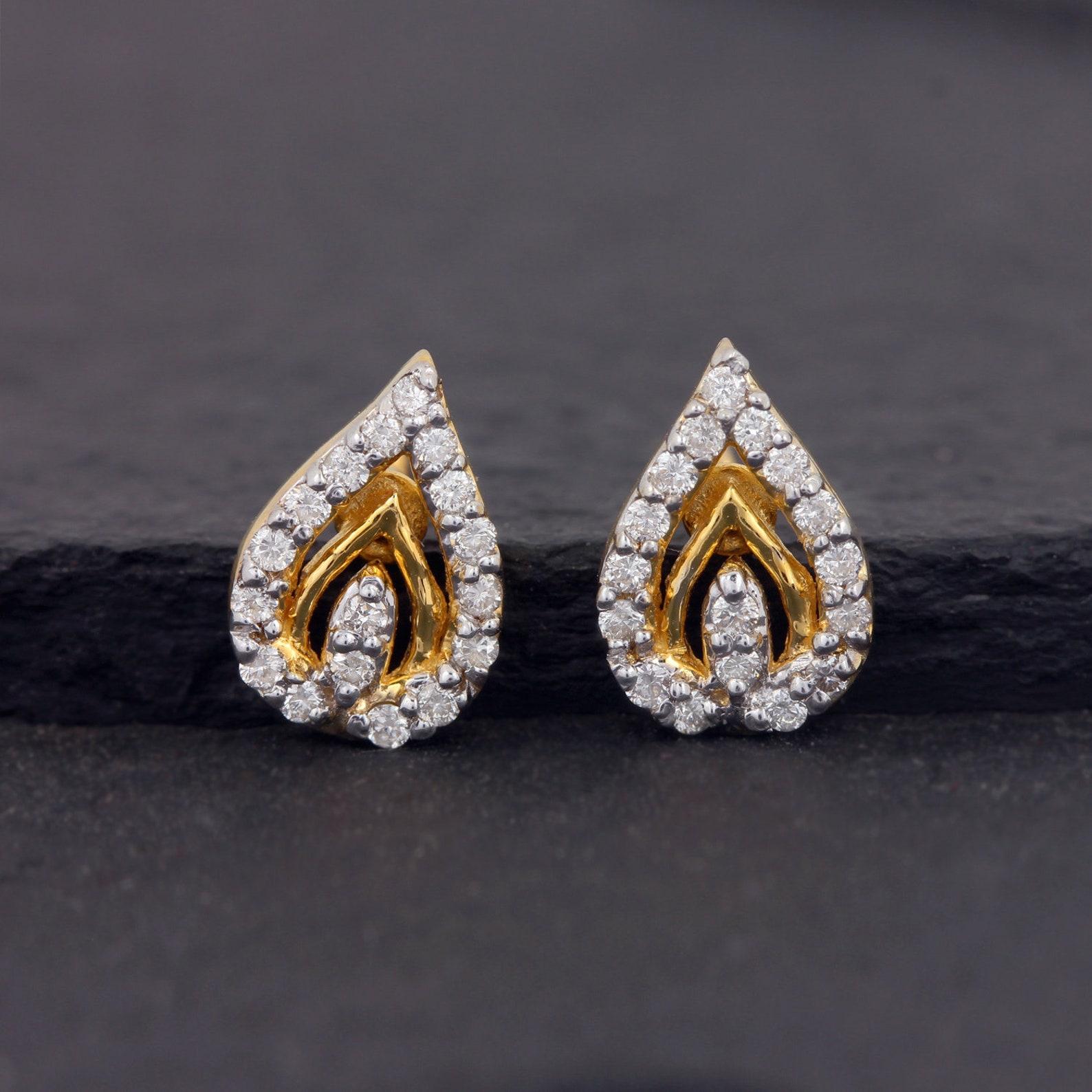 Boucles d'oreilles poire en or jaune massif 14k avec diamant naturel pavé Cadeau d'anniversaire. Unisexe en vente