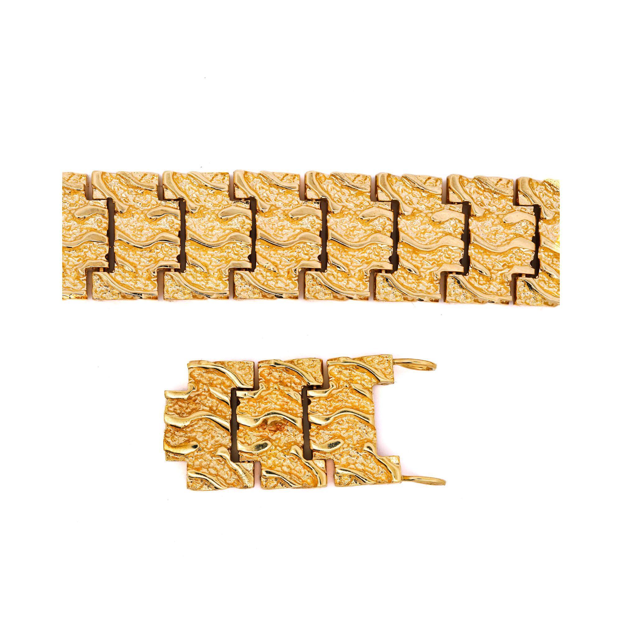 14K massivem Gelbgold Nugget Link Herrenarmband im Angebot 6