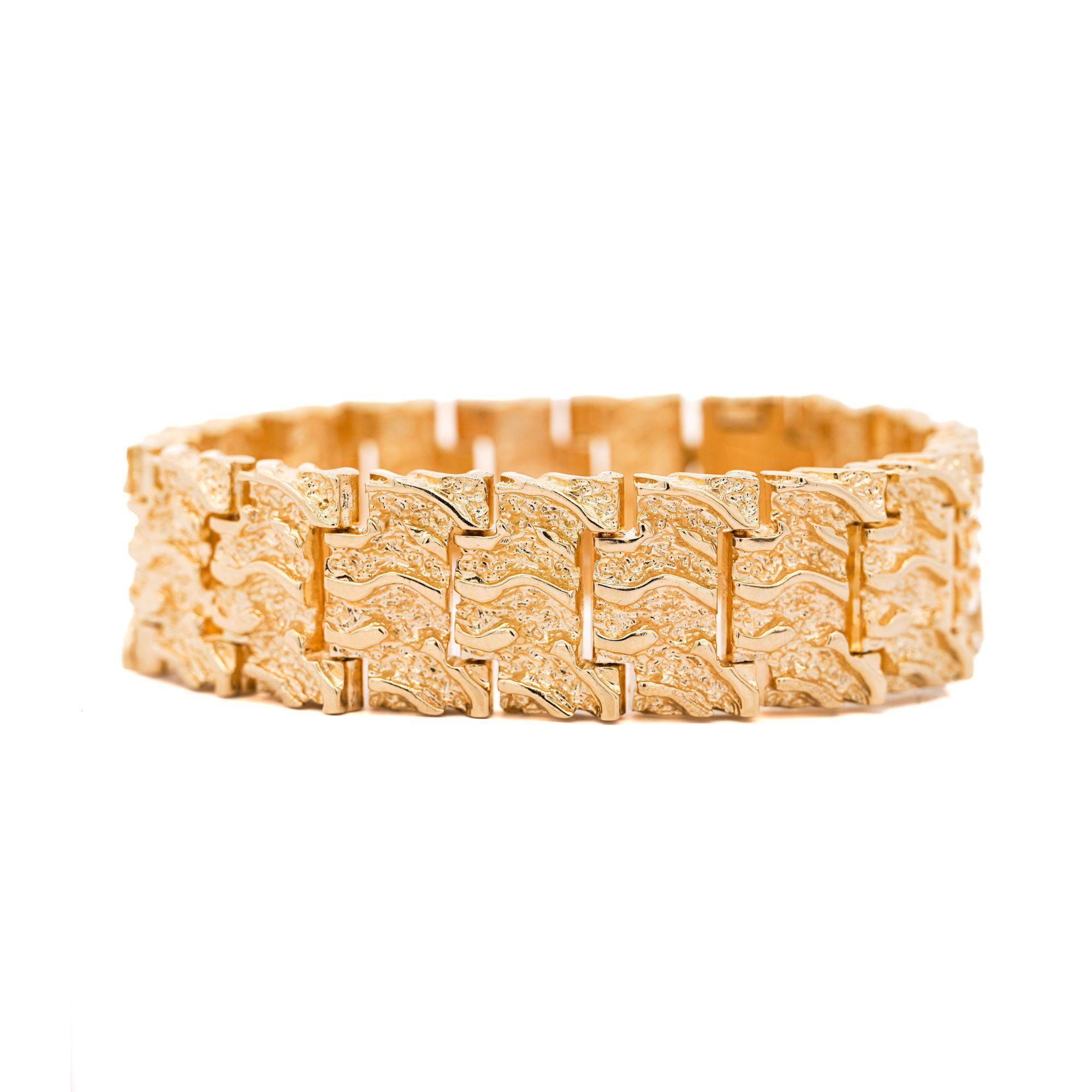 14K massivem Gelbgold Nugget Link Herrenarmband im Angebot 7