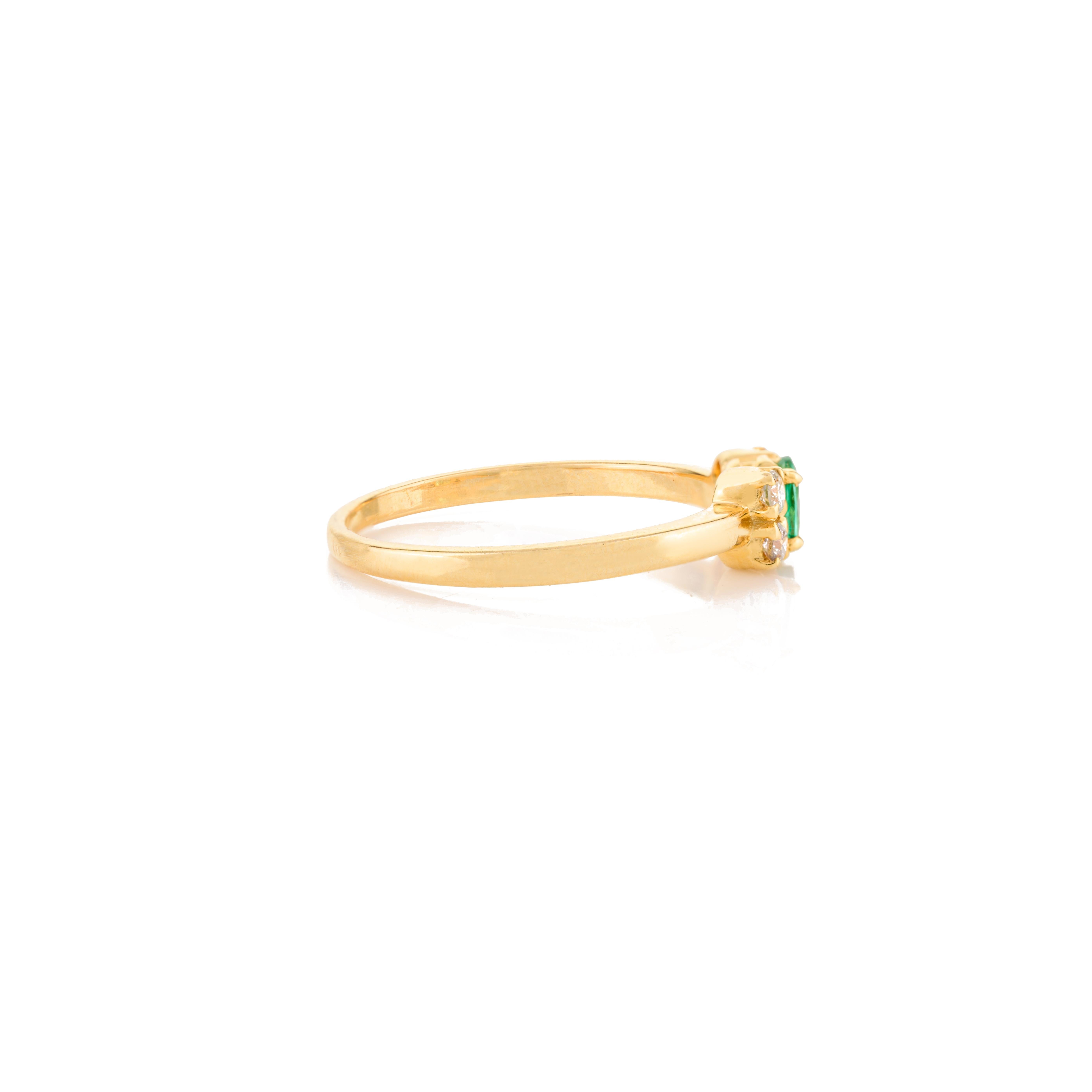 For Sale:  14k Solid Yellow Gold Oval Cut Emerald Gemstone and Diamond Ring for Women 7