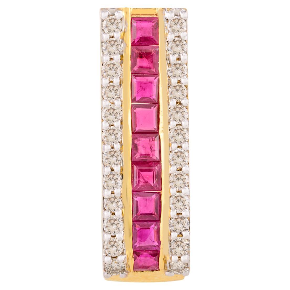 Ciondolo a barretta in oro giallo massiccio 14k con gemma di rubino e diamante a raggiera per lei in vendita