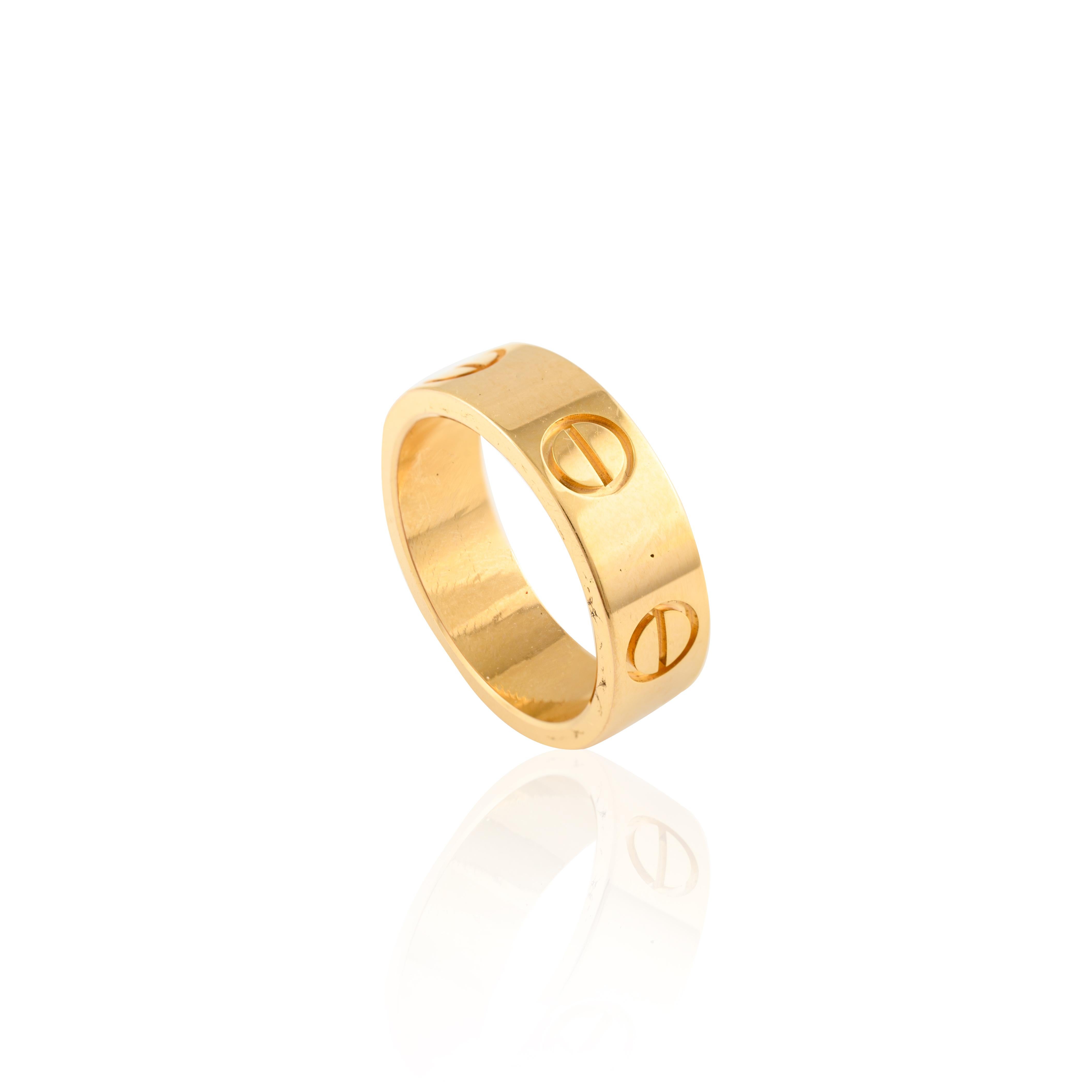 For Sale:  Fine Jewelry 14k Solid Yellow Gold Screw Engraved Love Band Ring 5