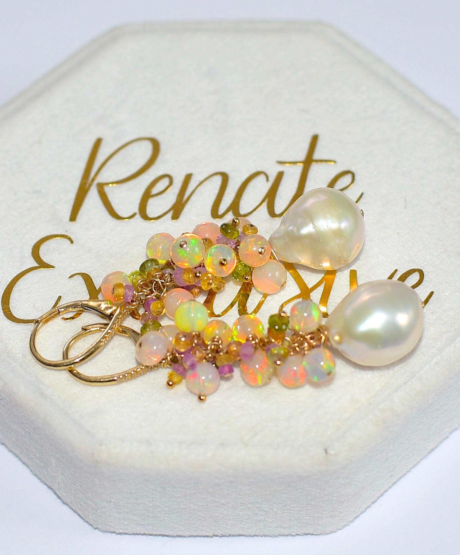 Orecchini in oro giallo massiccio 14K, perle dei mari del sud e zaffiri In condizioni Nuovo in vendita a Naples, NY