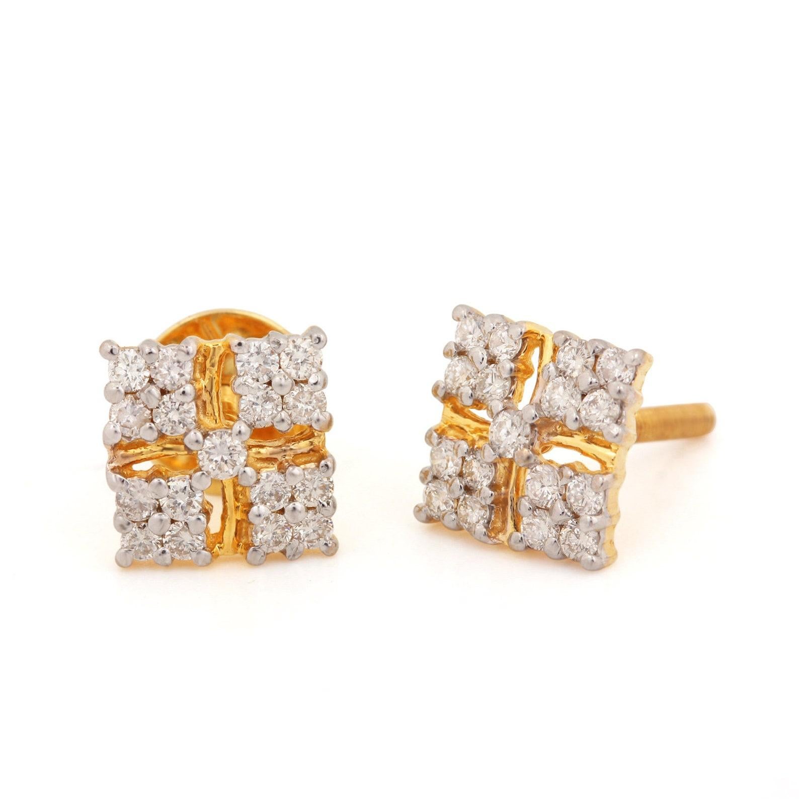 Taille ronde Clous d'oreilles design en or jaune massif 14 carats de forme carrée et pavé de diamants naturels. en vente