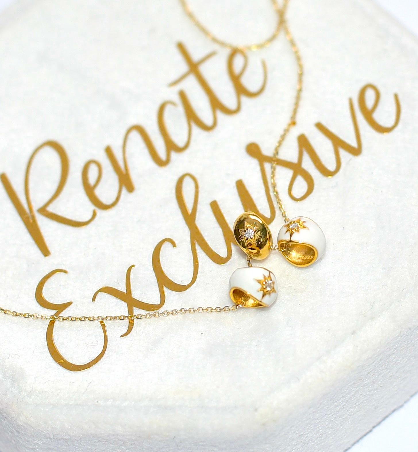 Mignon !  Un style moderne et élégant pour les jeunes femmes qui aiment s'exprimer avec des bijoux ! 
Matériaux :
Collier en or jaune massif 14K avec chaîne en câble de 0,8 mm de diamètre, longueur ajustable de 16, 17, 18 pouces, avec fermoir à