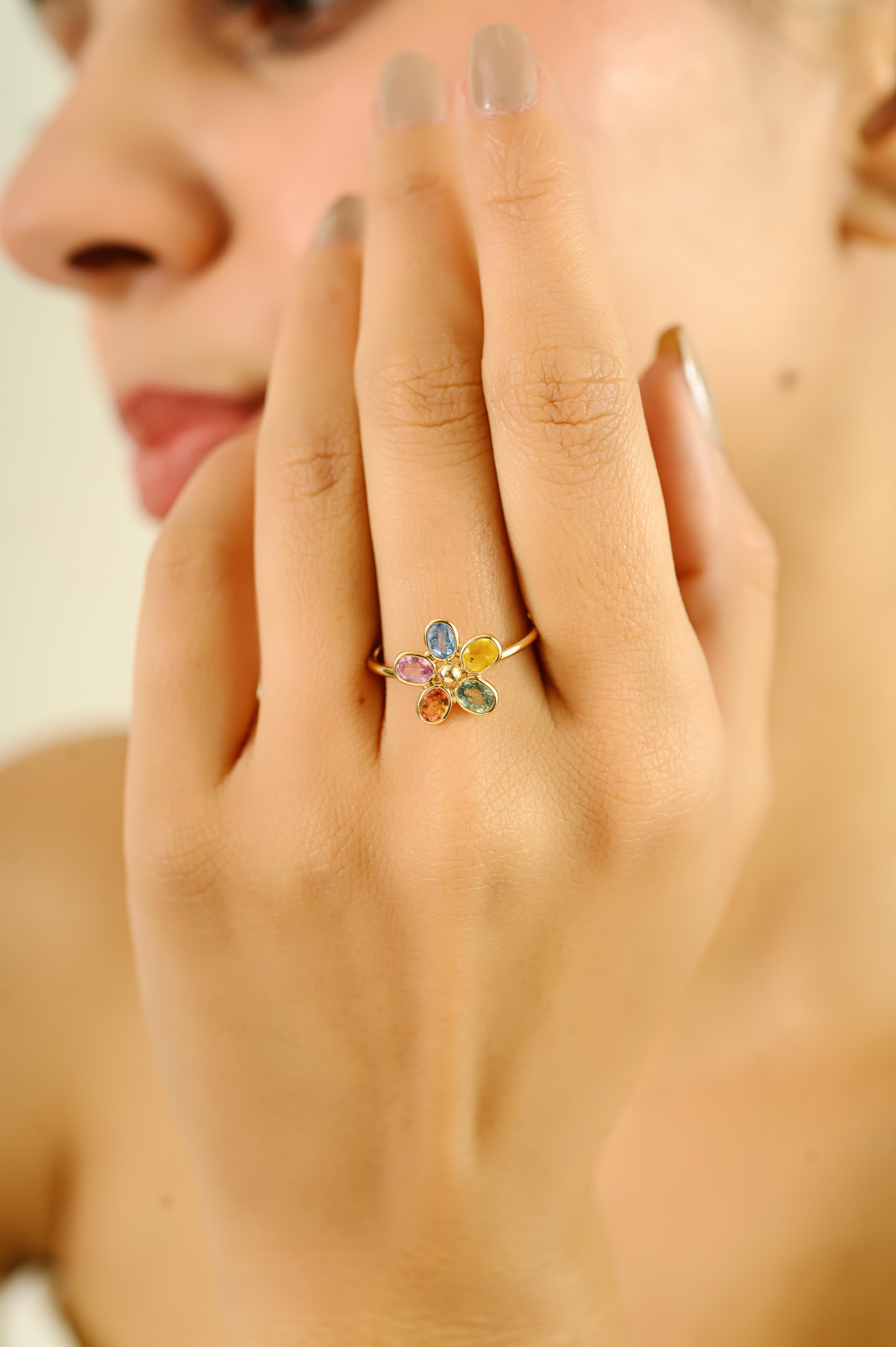 Im Angebot: 14K massivem Gelbgold mit natürlichen Multi-Color Saphir Floral Ring für Frauen () 4